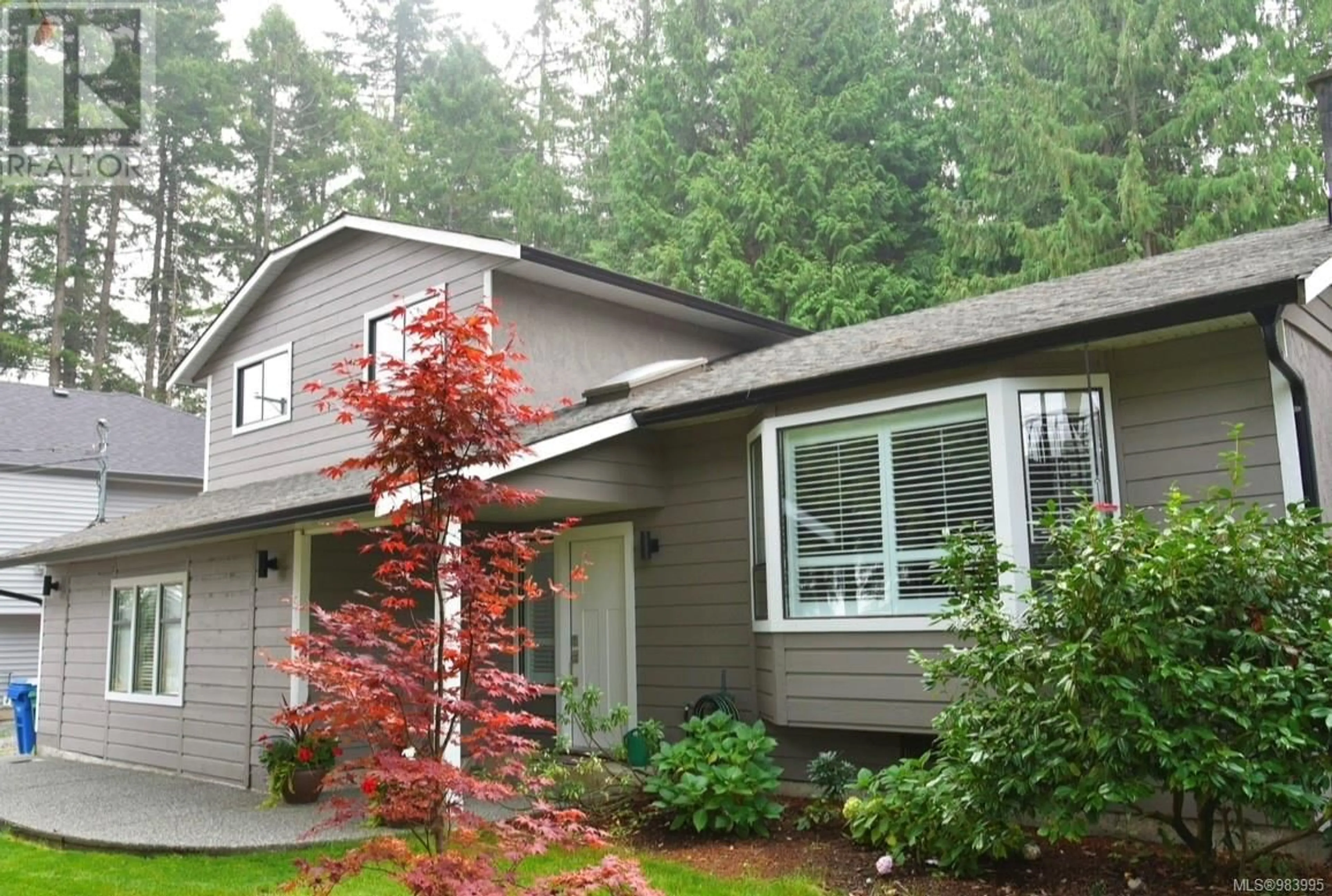 Home with vinyl exterior material, unknown for 2249 Ashlee Rd, Nanaimo British Columbia V9R6T5