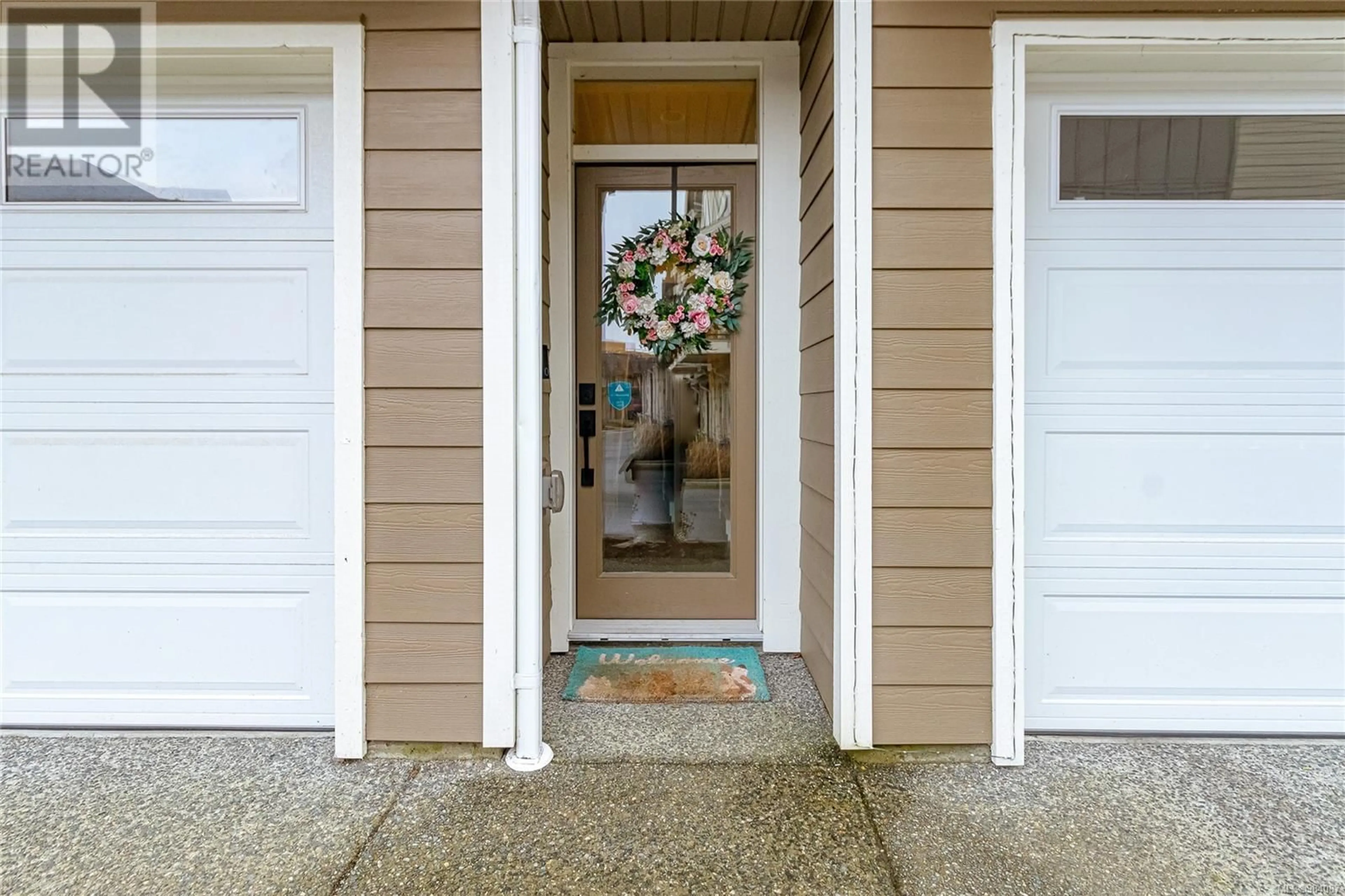 Indoor entryway for 1161 Moonstone Loop, Langford British Columbia V9B0Y6