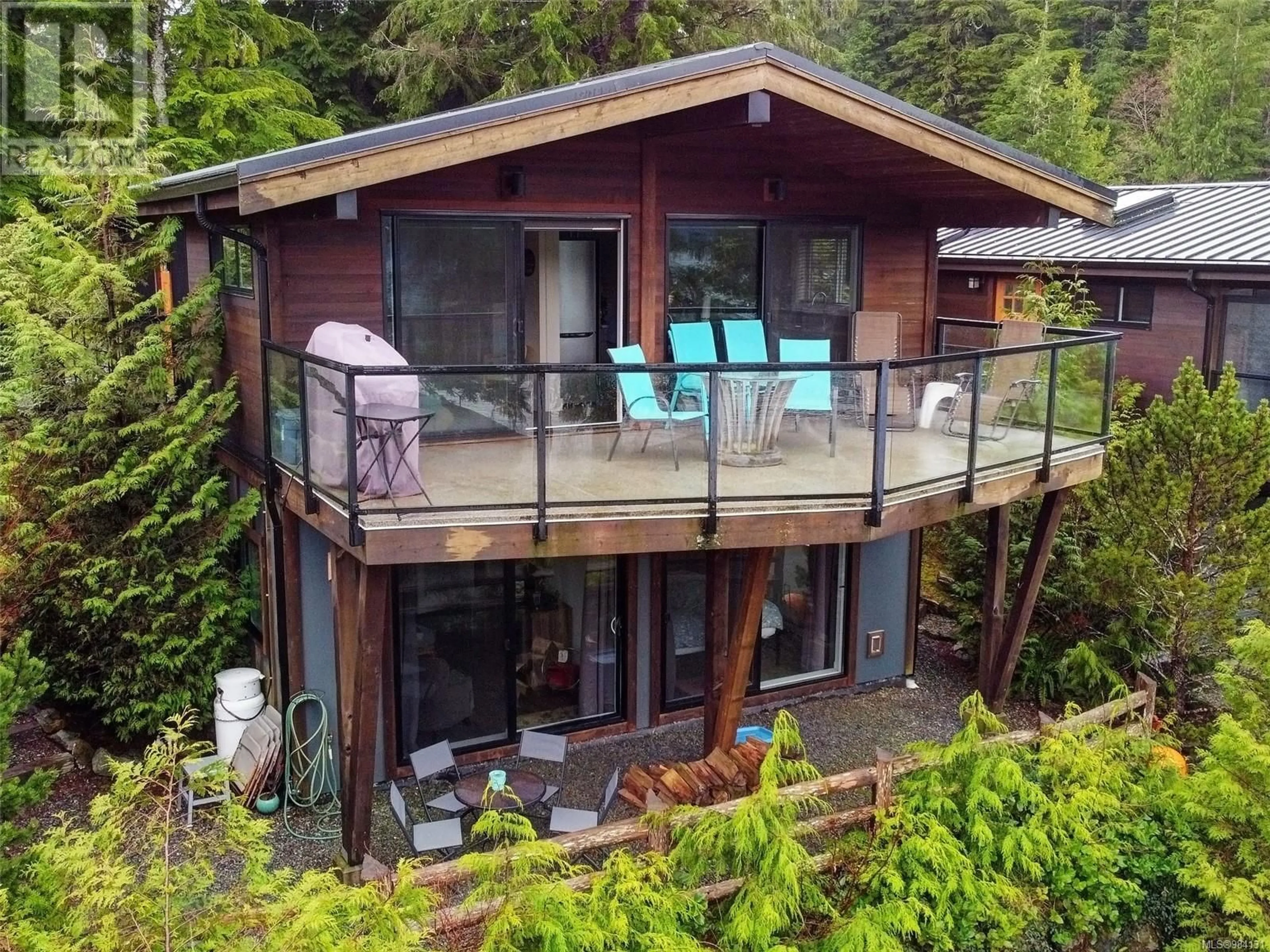 A pic from outside/outdoor area/front of a property/back of a property/a pic from drone, water/lake/river/ocean view for 247 6596 Baird Rd, Port Renfrew British Columbia V0S1K0