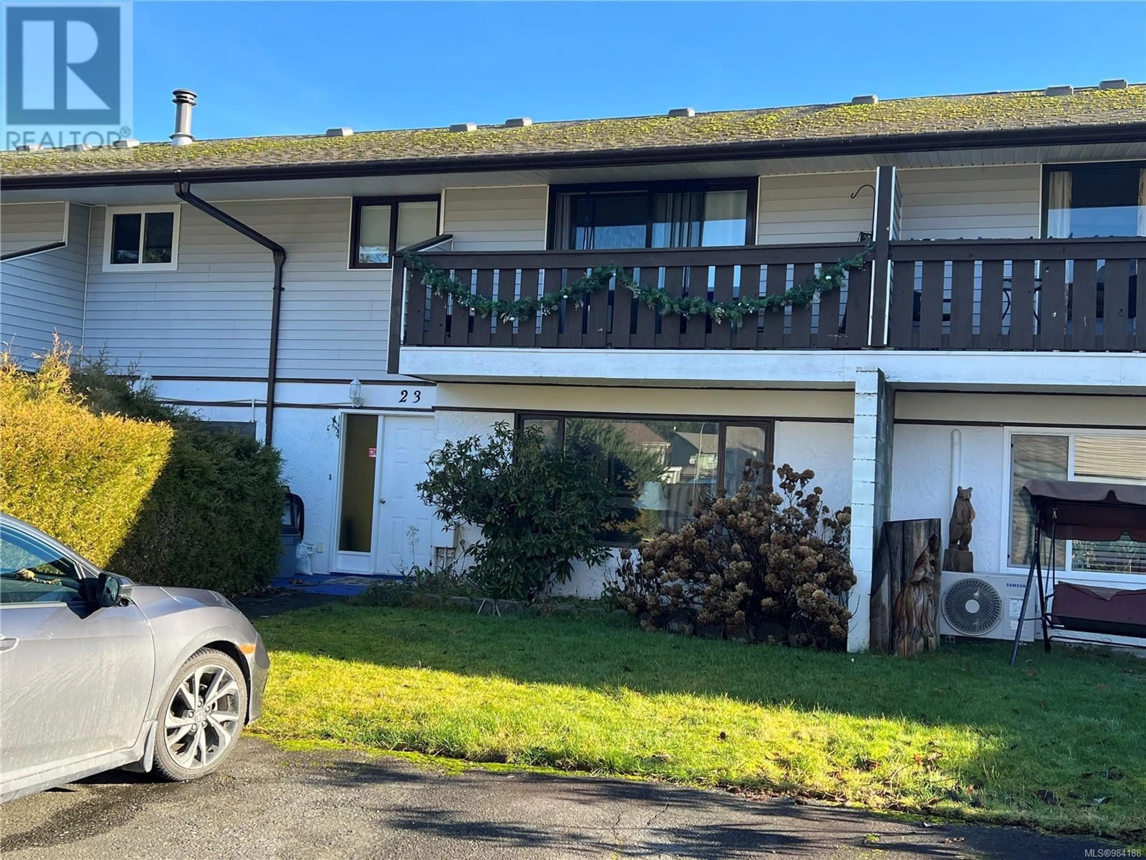 A pic from outside/outdoor area/front of a property/back of a property/a pic from drone, street for 23 500 Muchalat Pl, Gold River British Columbia V0P1G0