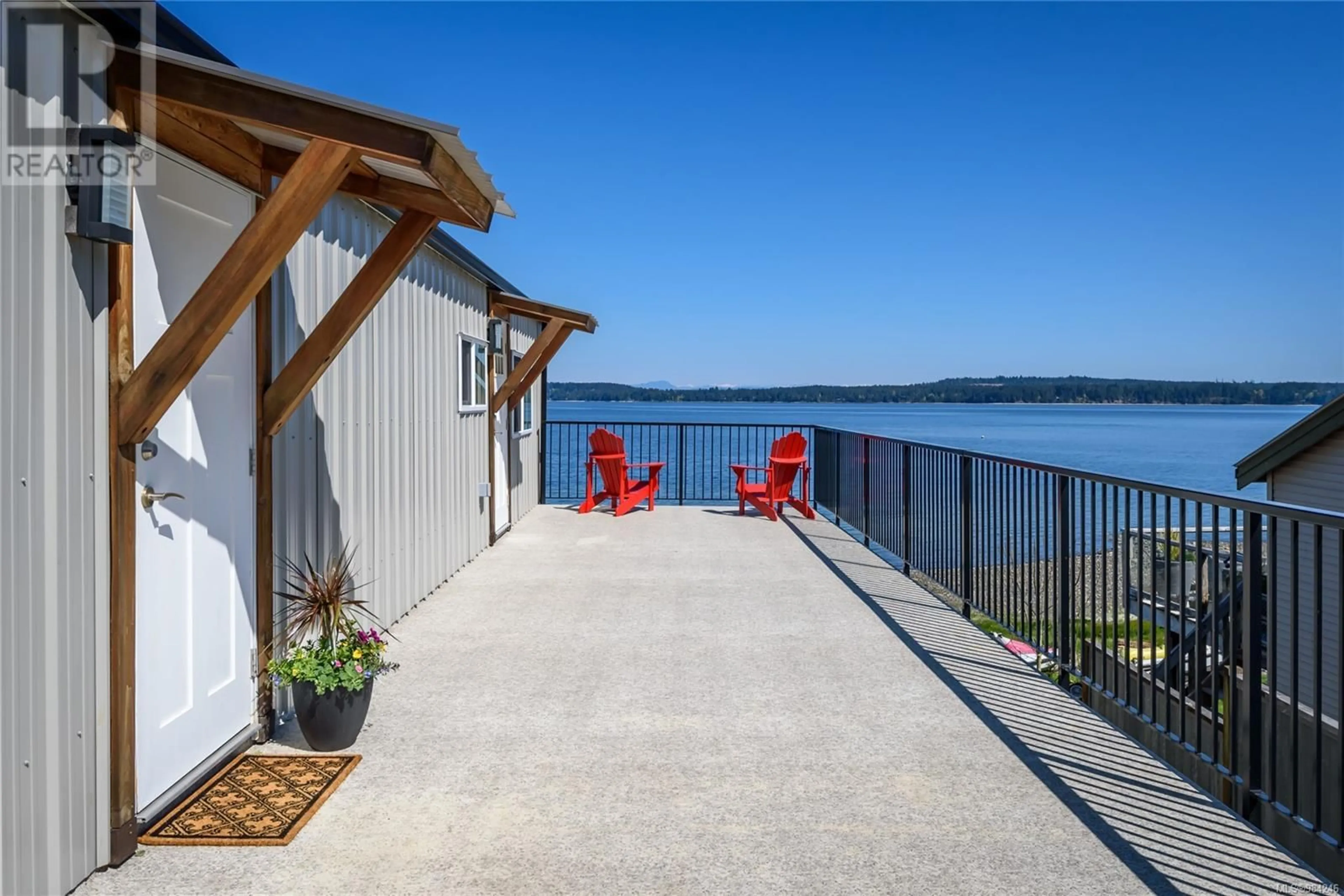 Patio, water/lake/river/ocean view for 5624 Island Hwy S, Union Bay British Columbia V0R3B0