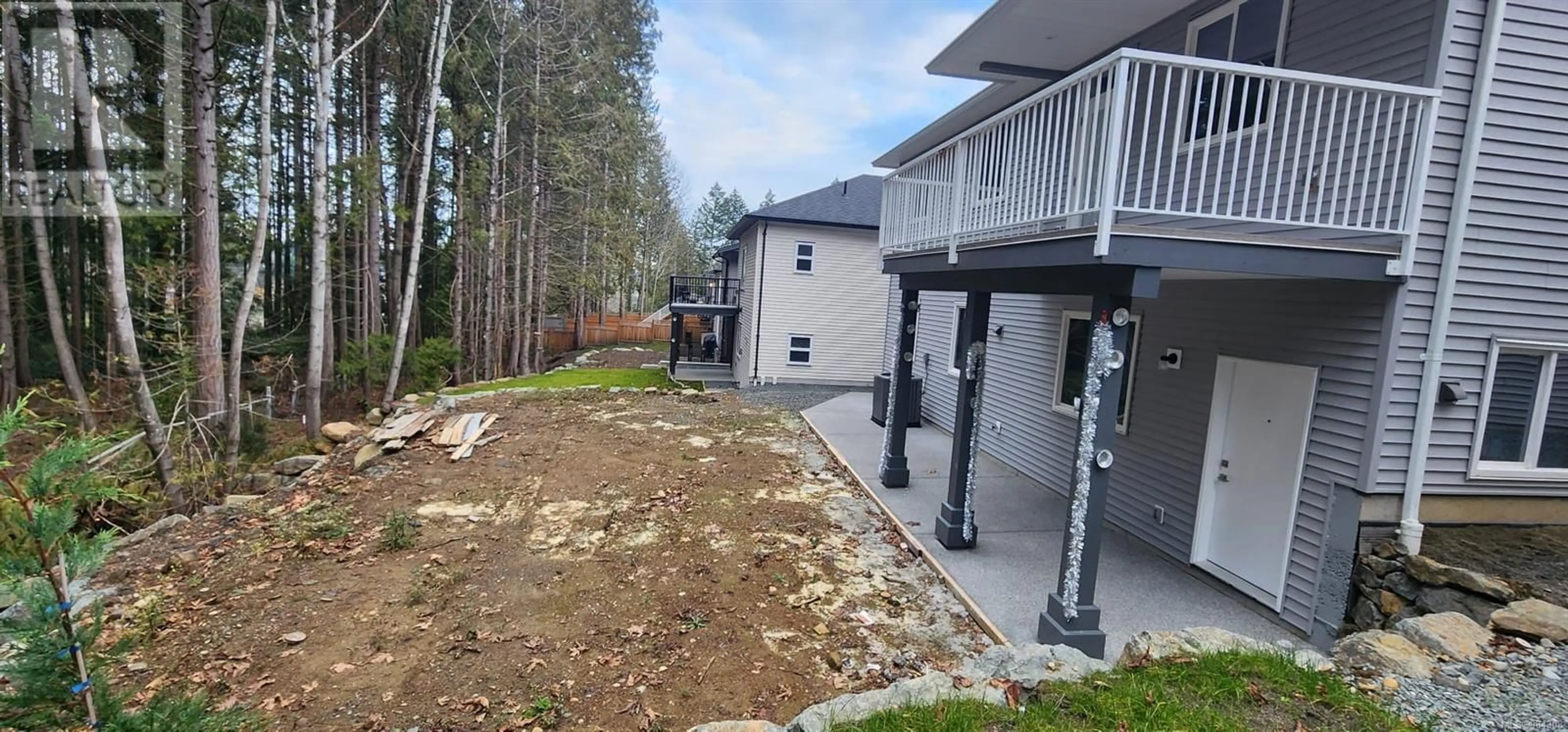 A pic from outside/outdoor area/front of a property/back of a property/a pic from drone, street for 382 AVAANI Way, Nanaimo British Columbia V9R0L9