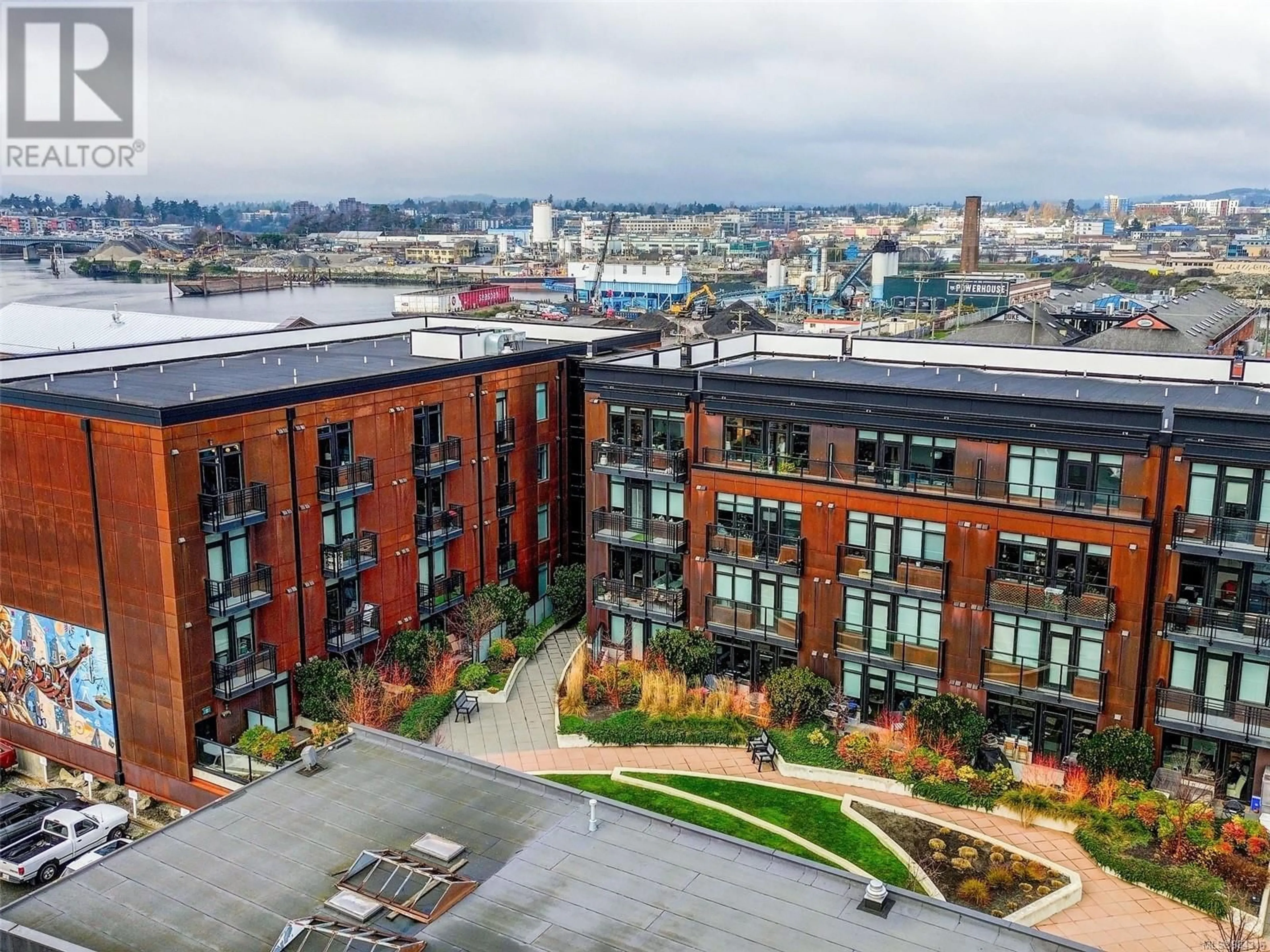 A pic from outside/outdoor area/front of a property/back of a property/a pic from drone, city buildings view from balcony for 507 515 Chatham St, Victoria British Columbia V8T0C8