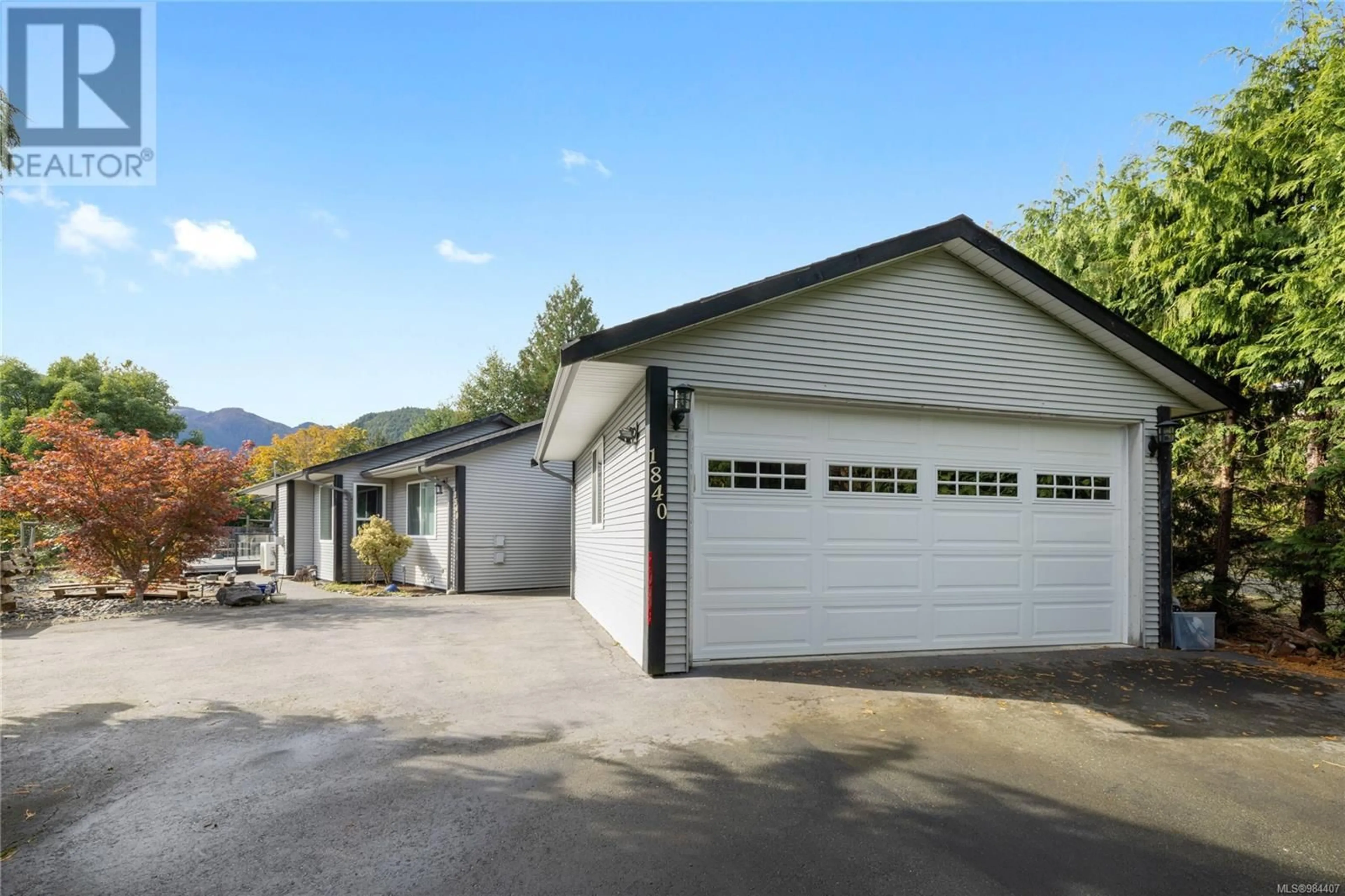 Indoor garage for 1840 Martini Way, Qualicum Beach British Columbia V9K2S3