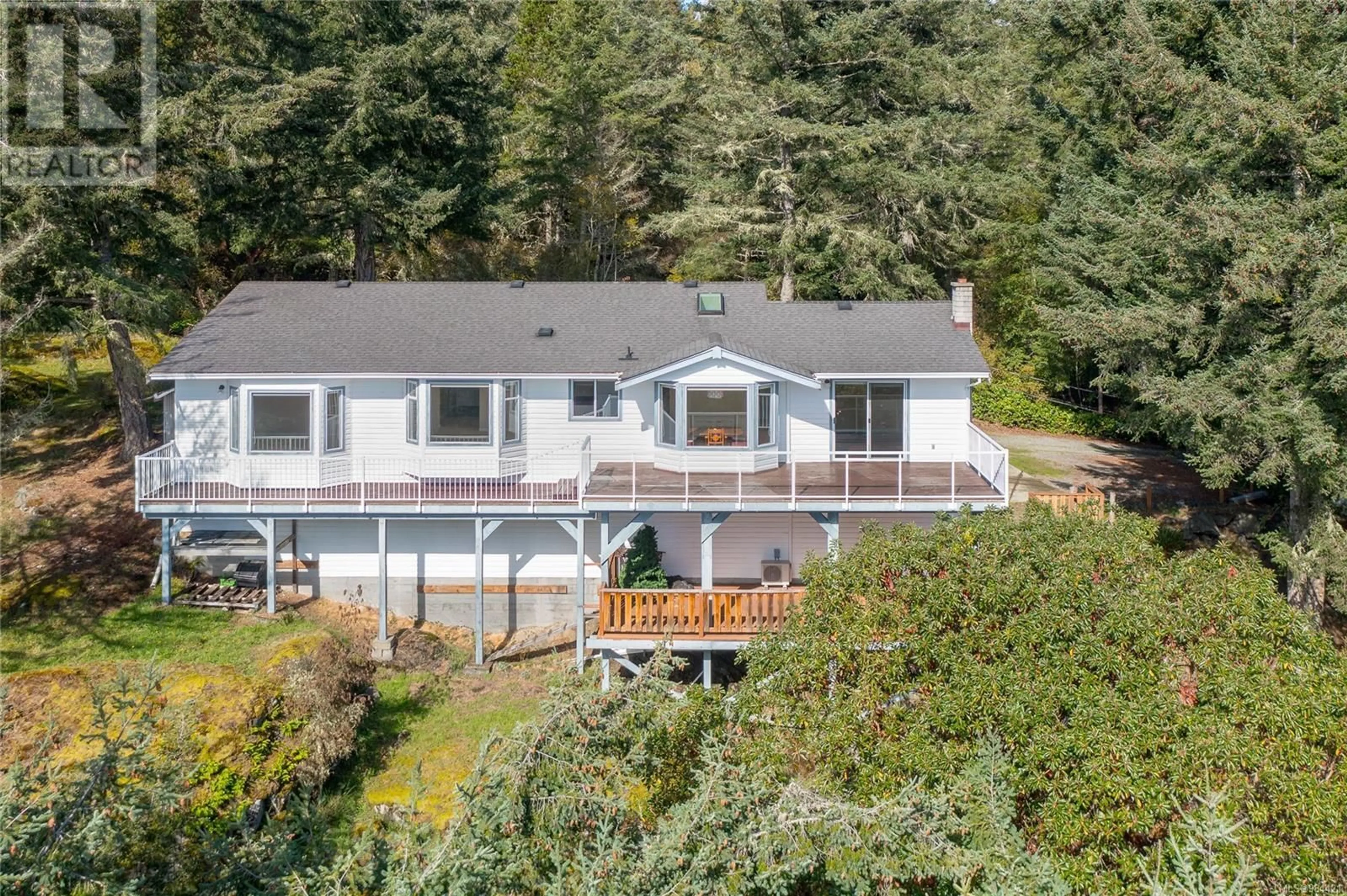 A pic from outside/outdoor area/front of a property/back of a property/a pic from drone, unknown for 2270 HENLYN DRIVE, Sooke British Columbia V9Z0N5