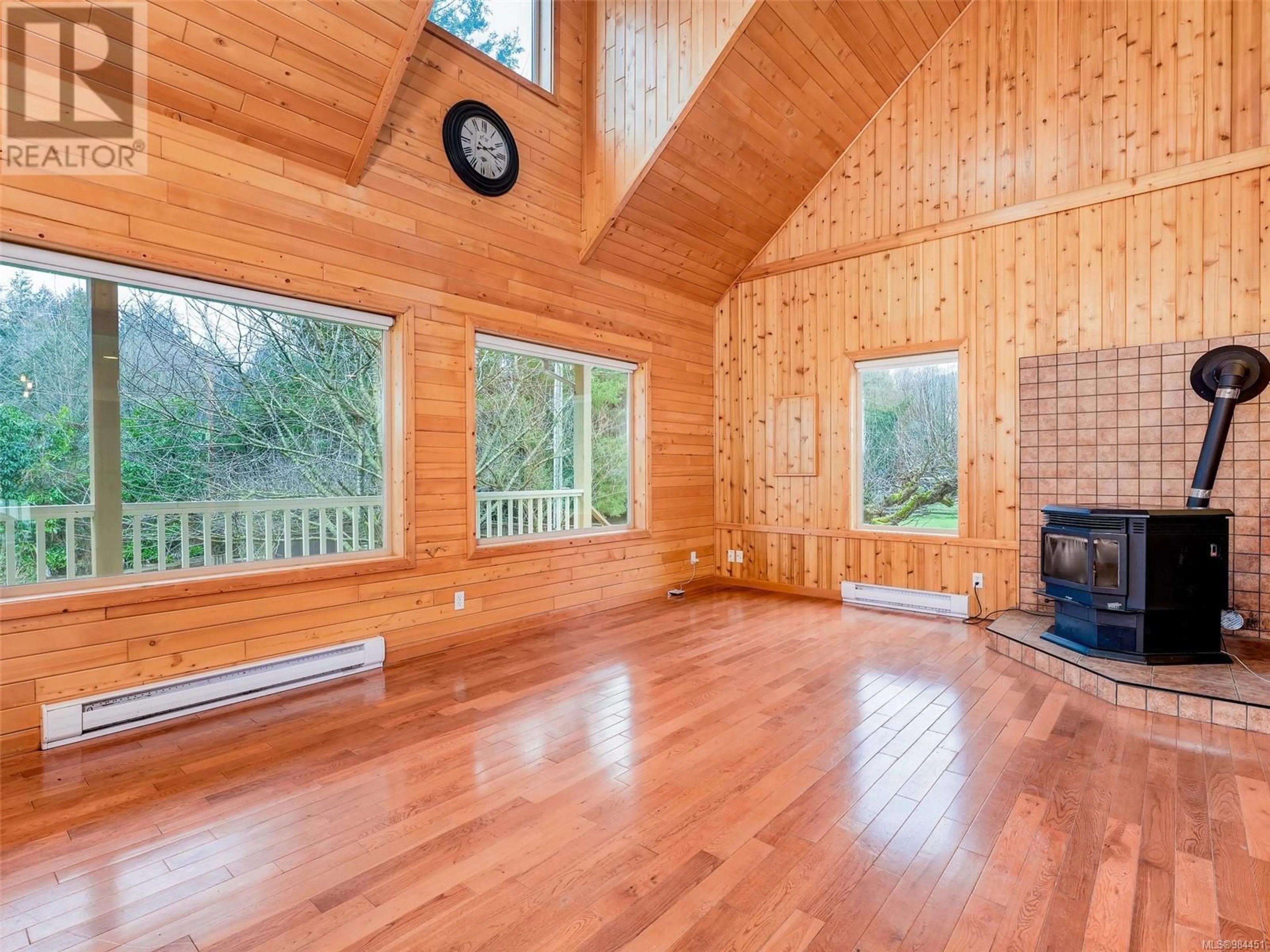 A pic of a room for 2105 Parkland Rd, Sooke British Columbia V9Z0G6