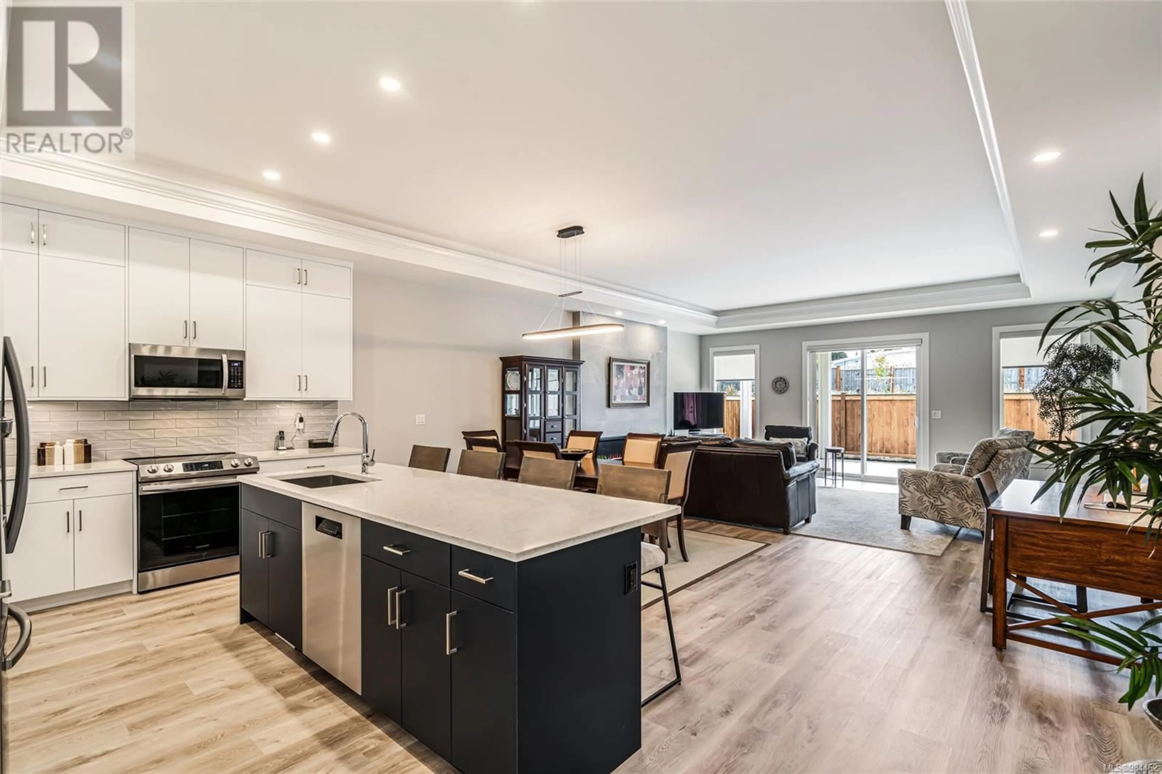 Open concept kitchen, unknown for 673 BRIARWOOD DRIVE, Parksville British Columbia V9P0G5
