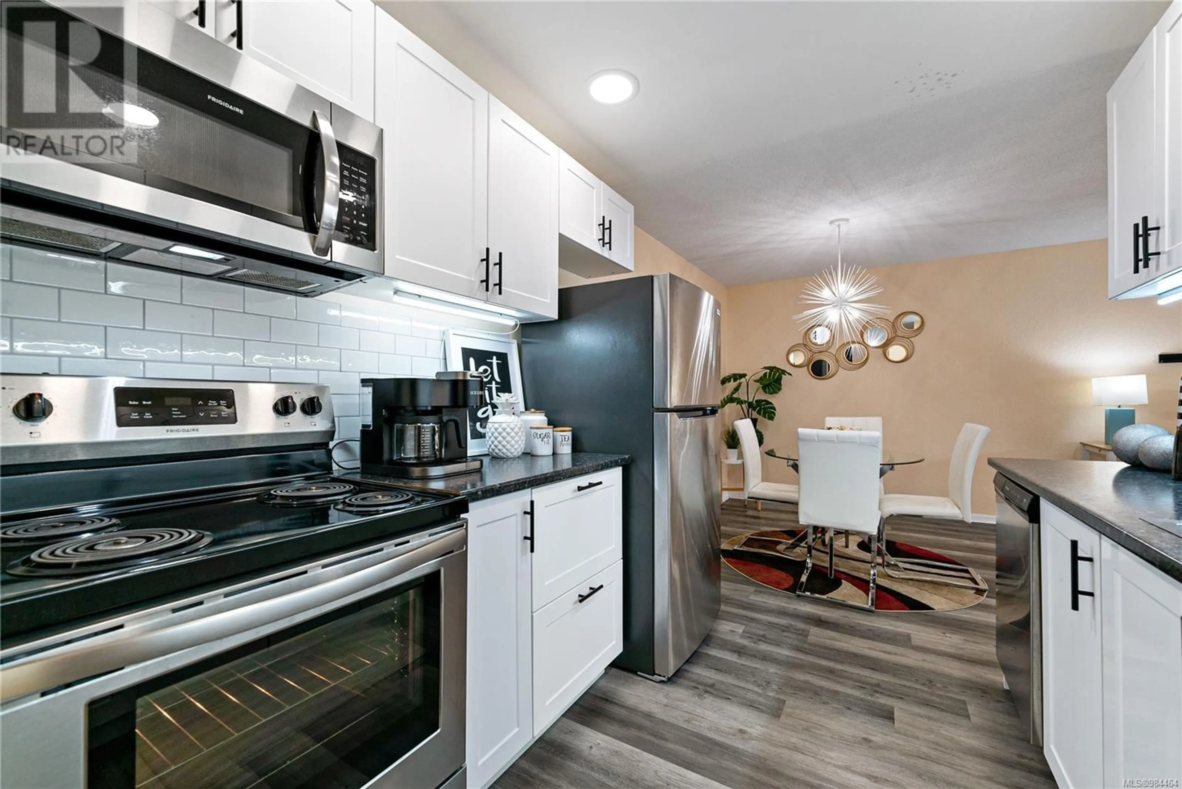 Open concept kitchen, unknown for 209 1600 Dufferin Cres, Nanaimo British Columbia V9S2N4