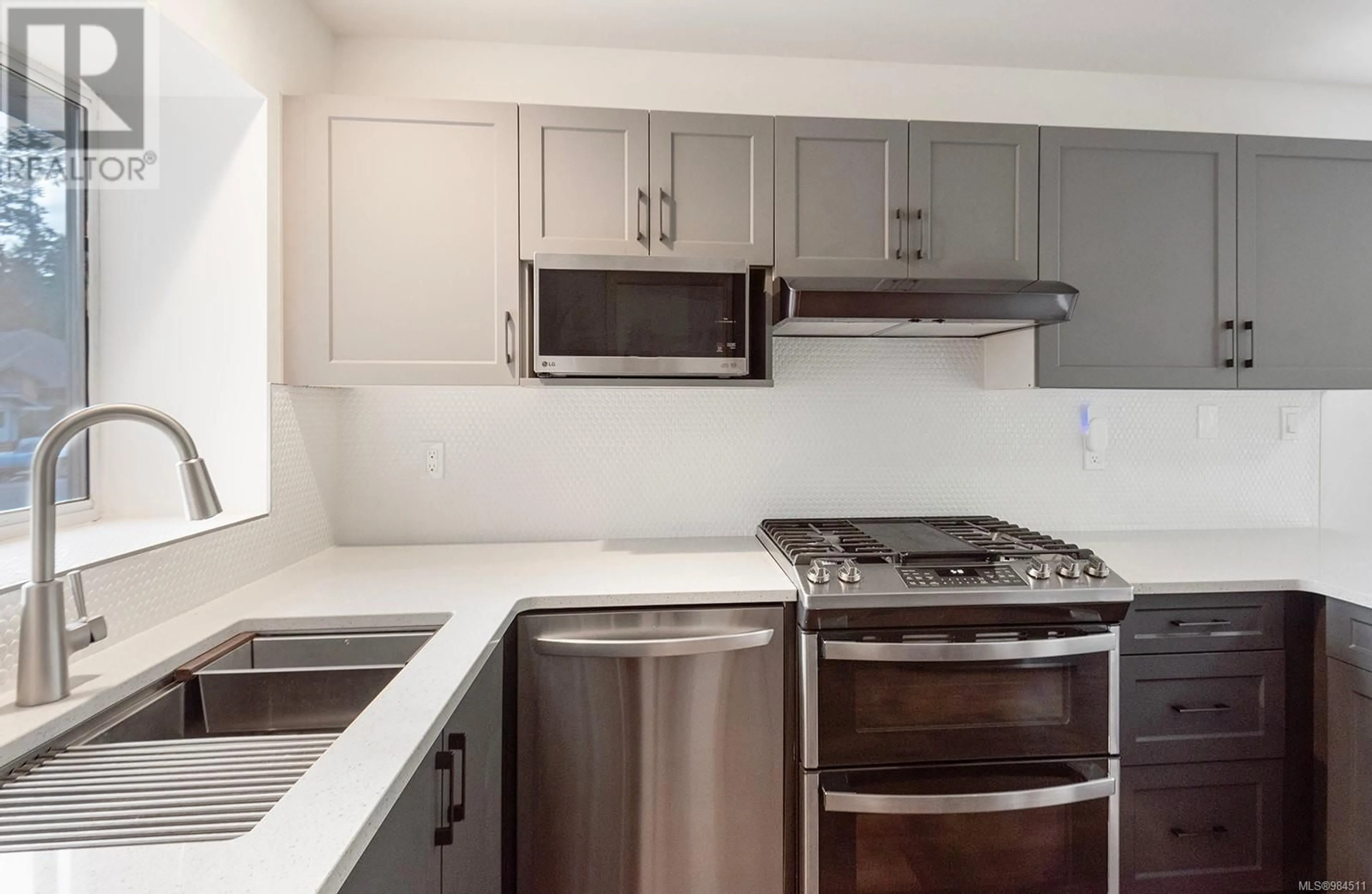 Standard kitchen, unknown for 92 Marine Dr, Cobble Hill British Columbia V0R1L1