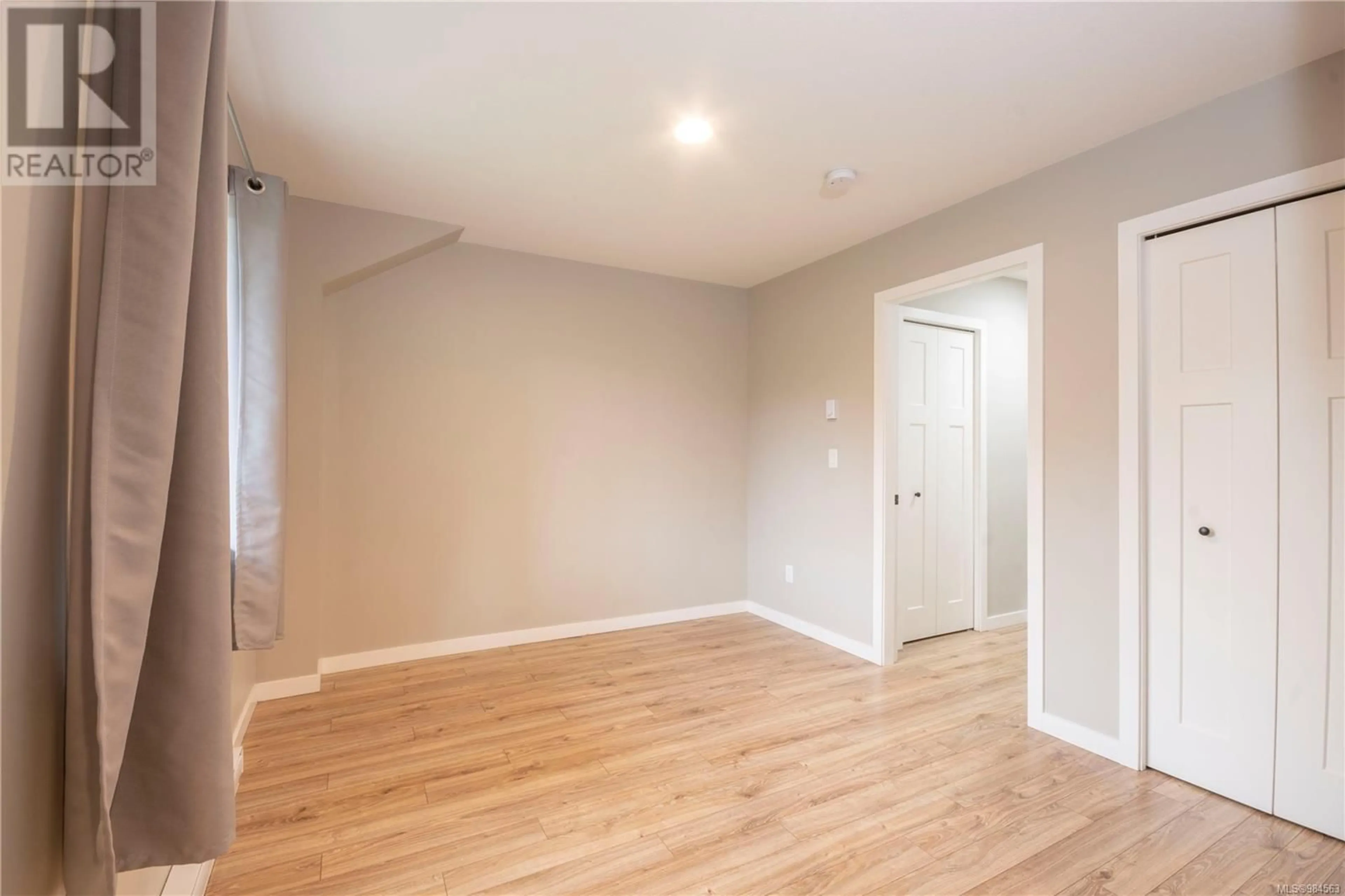 A pic of a room for 493 Stirling Ave, Nanaimo British Columbia V9R5R5