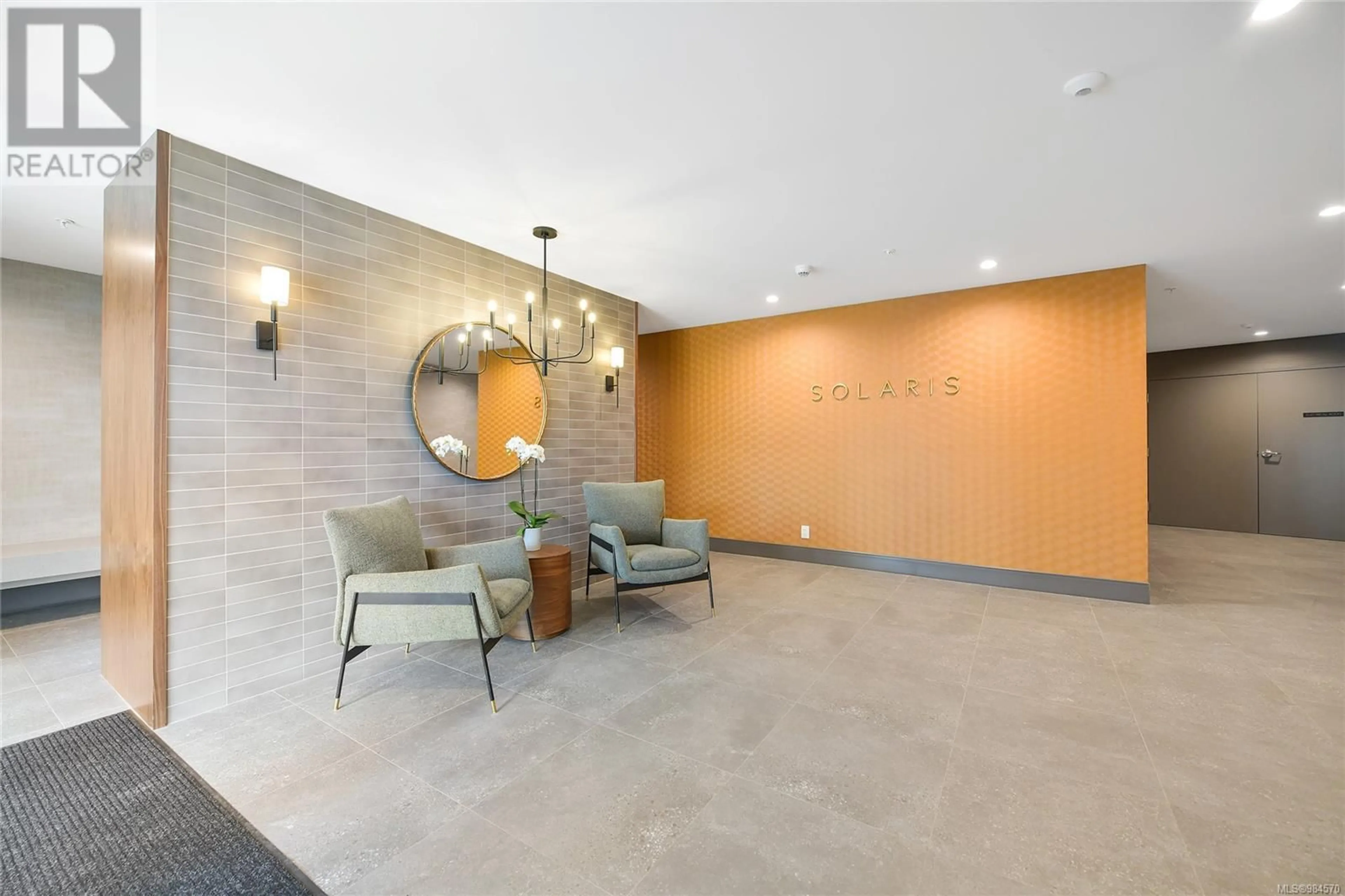 Lobby for 302 - 1110 SAMAR CRESCENT, Langford British Columbia V9B7B2