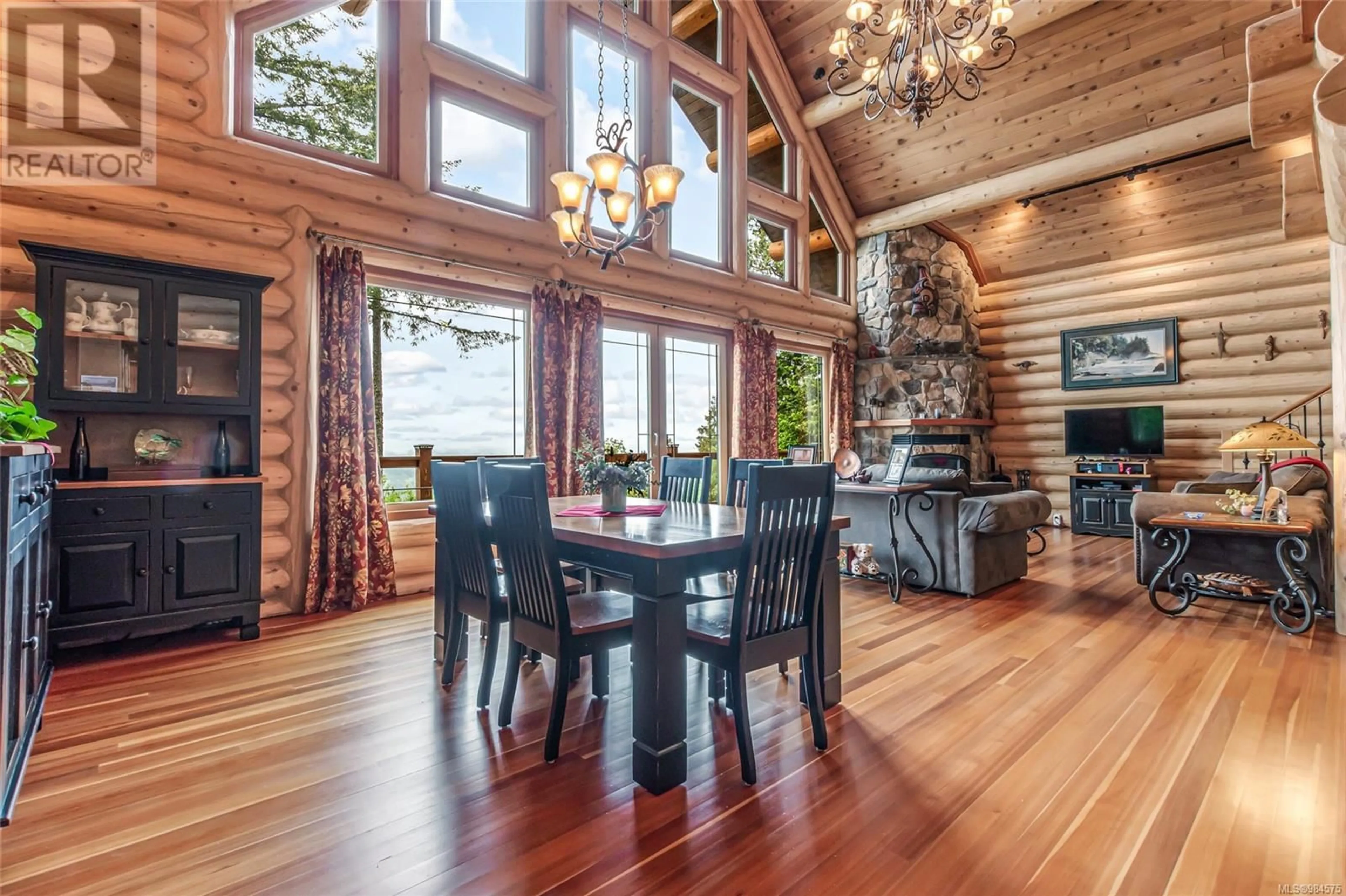 Dining room, wood/laminate floor for 5095 Aho Rd, Ladysmith British Columbia V9G2B8