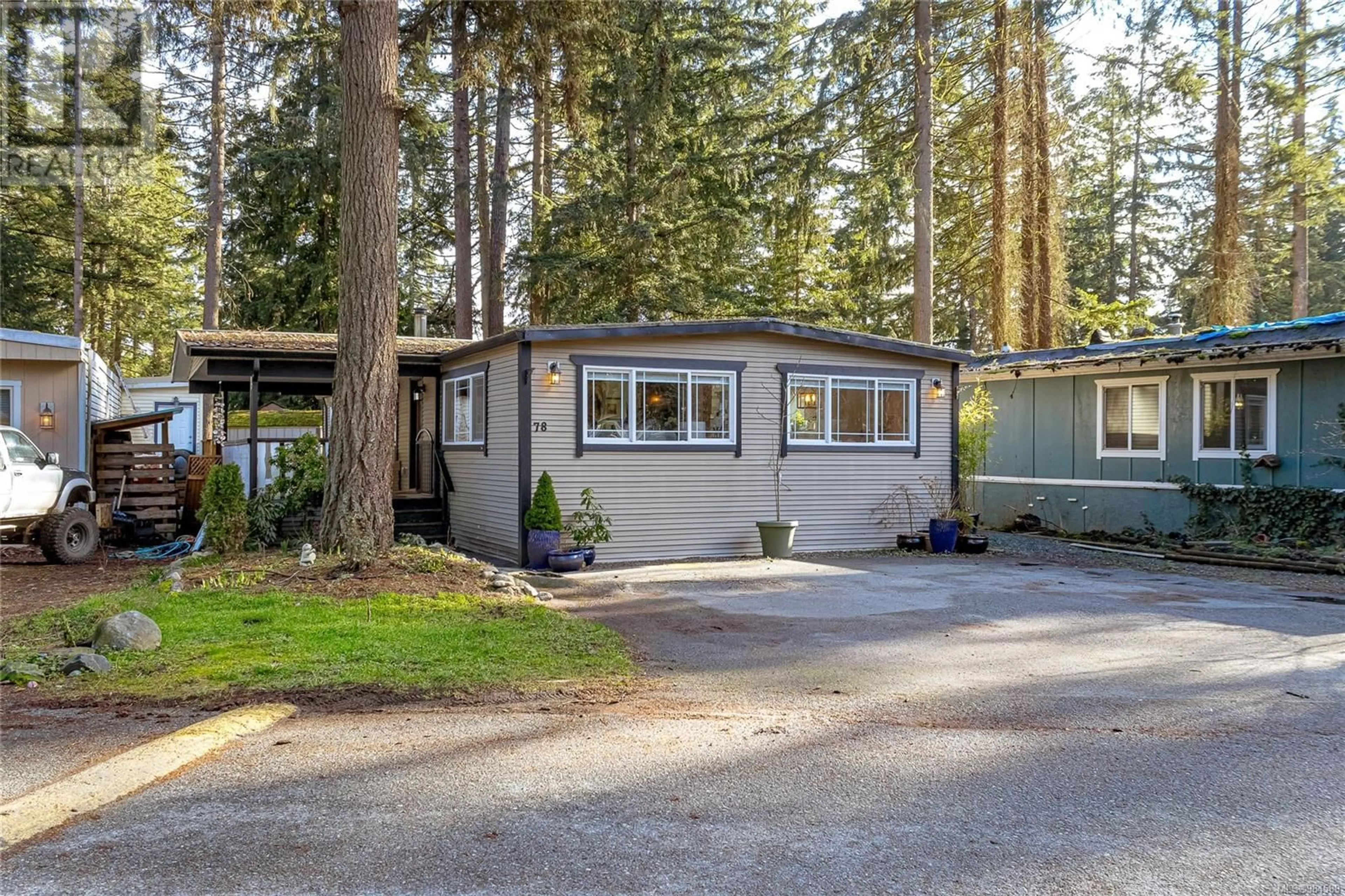 Home with vinyl exterior material, unknown for 78 - 3560 HALLBERG ROAD, Cassidy British Columbia V9L1L4