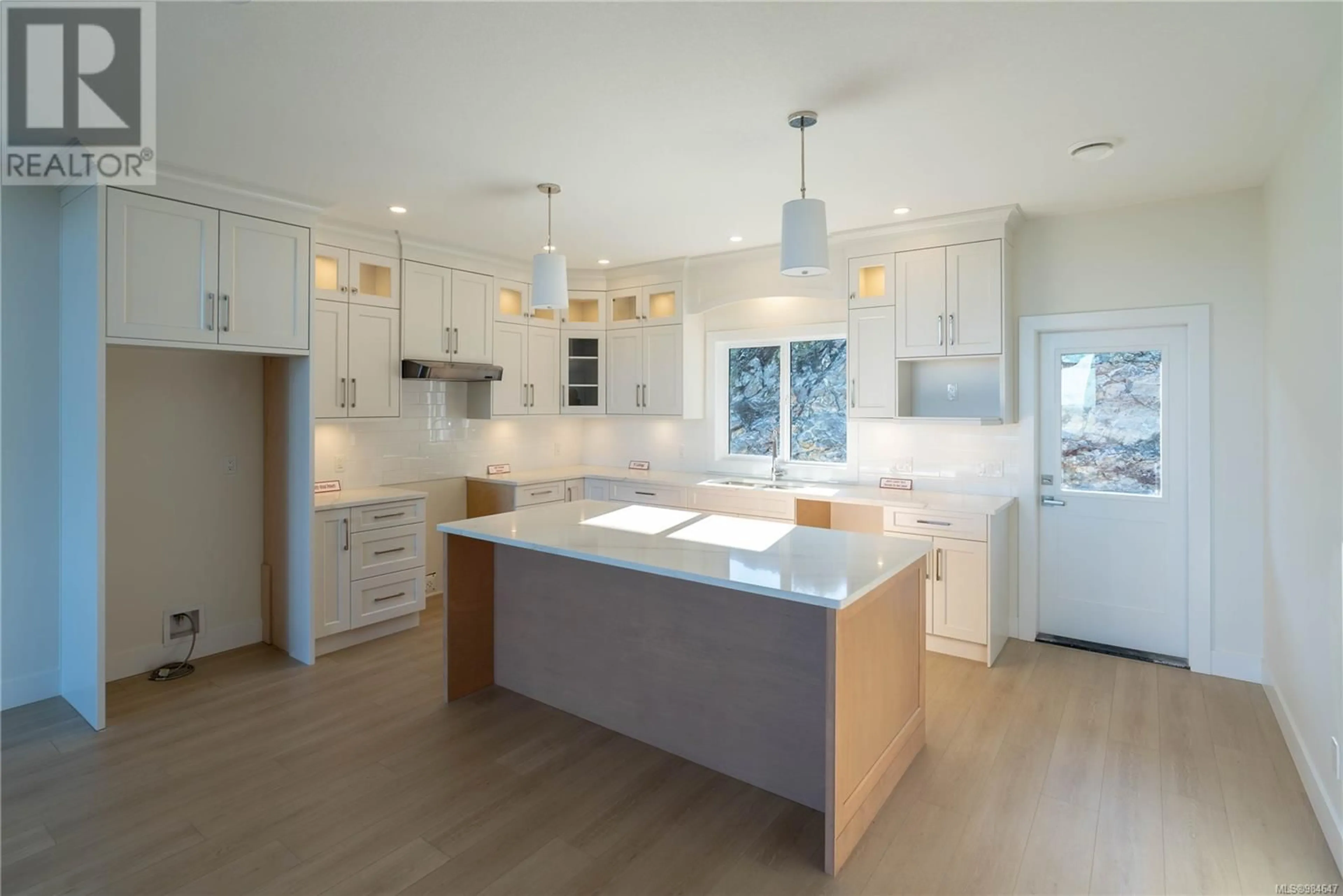 Contemporary kitchen, unknown for 664 Farrell Rd, Ladysmith British Columbia V9G2C6