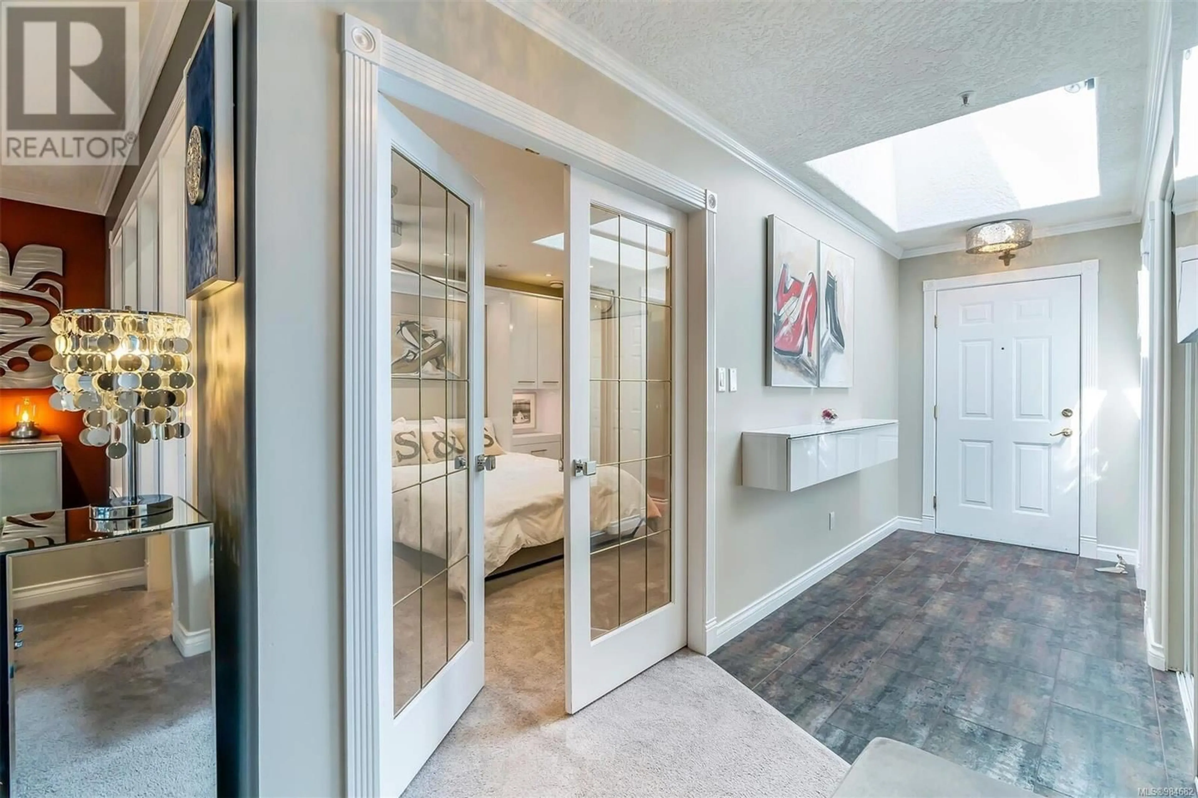 Contemporary bathroom, ceramic/tile floor for 502 940 Boulderwood Rise, Saanich British Columbia V8N3C7