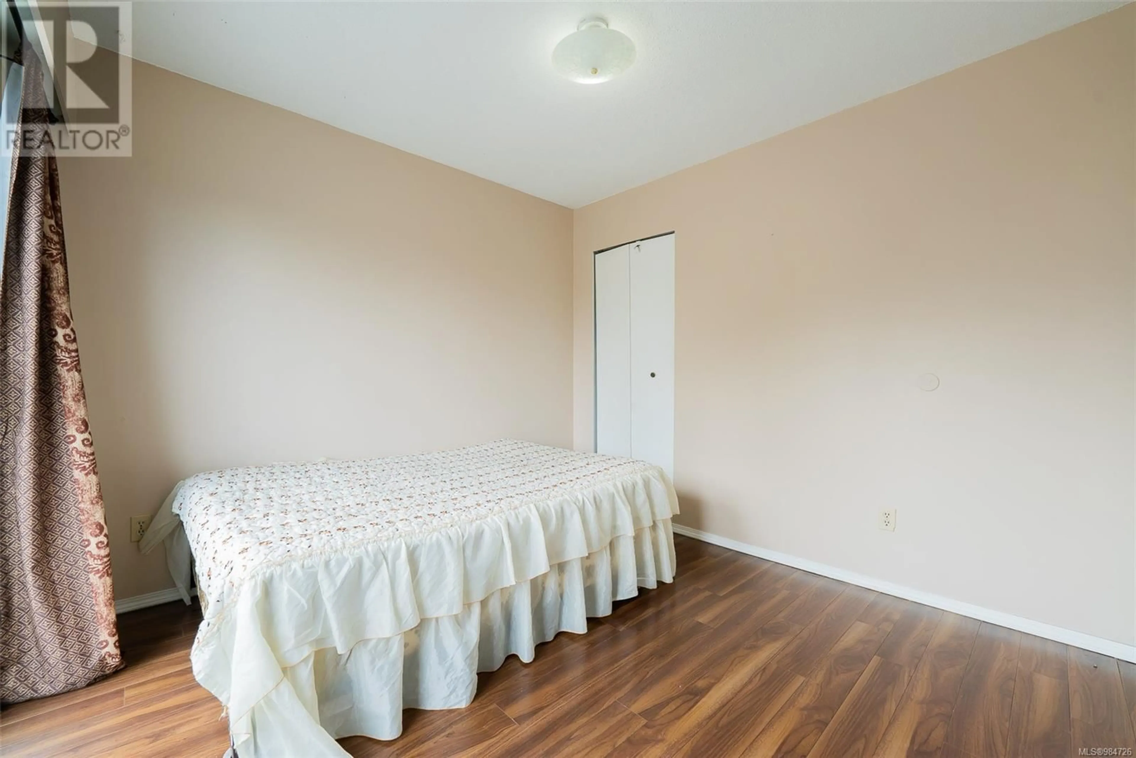 A pic of a room for 540 Wakesiah Ave, Nanaimo British Columbia V9R3L1