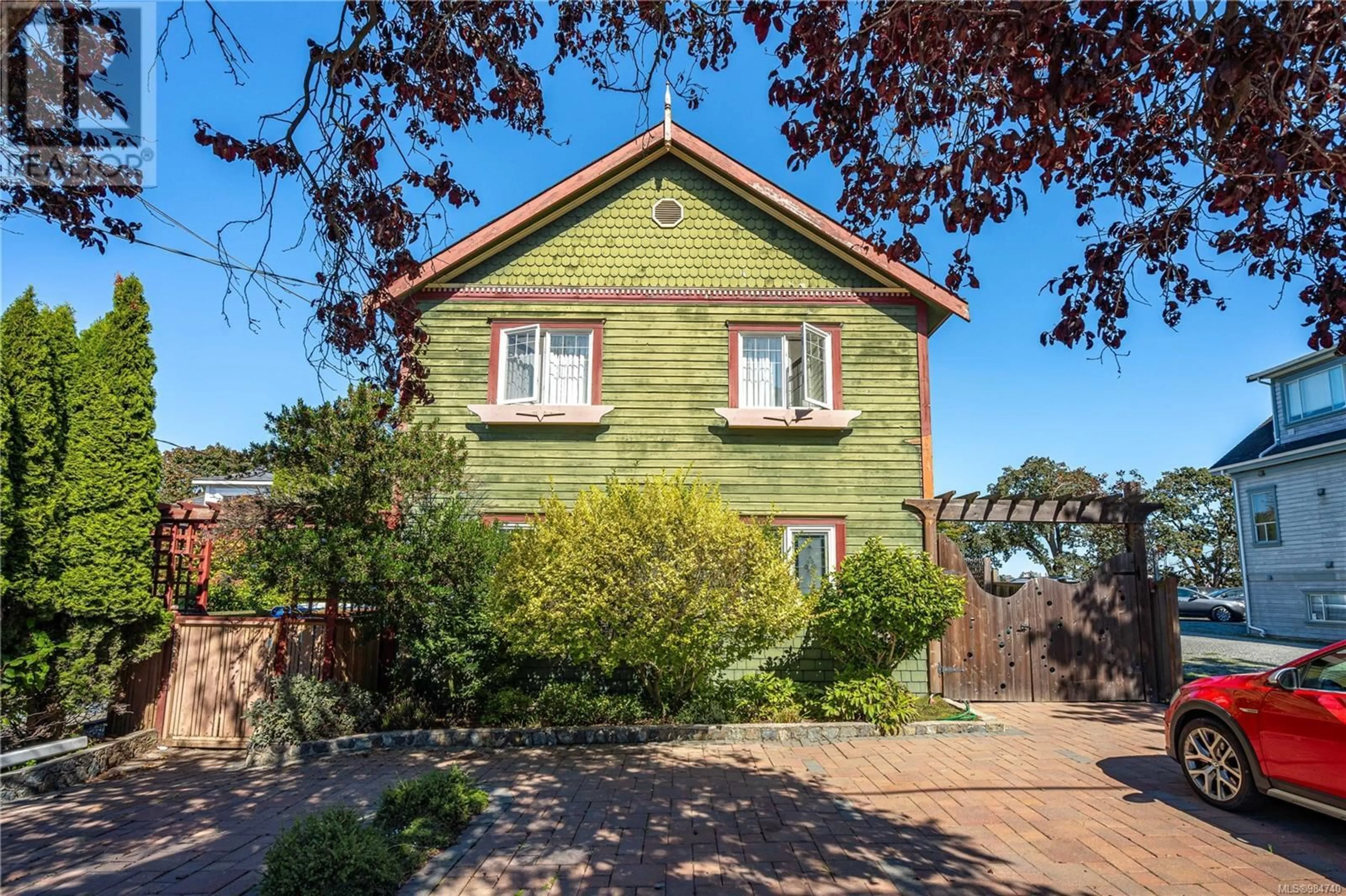 A pic from outside/outdoor area/front of a property/back of a property/a pic from drone, building for 485 Head St, Esquimalt British Columbia V9A5S1