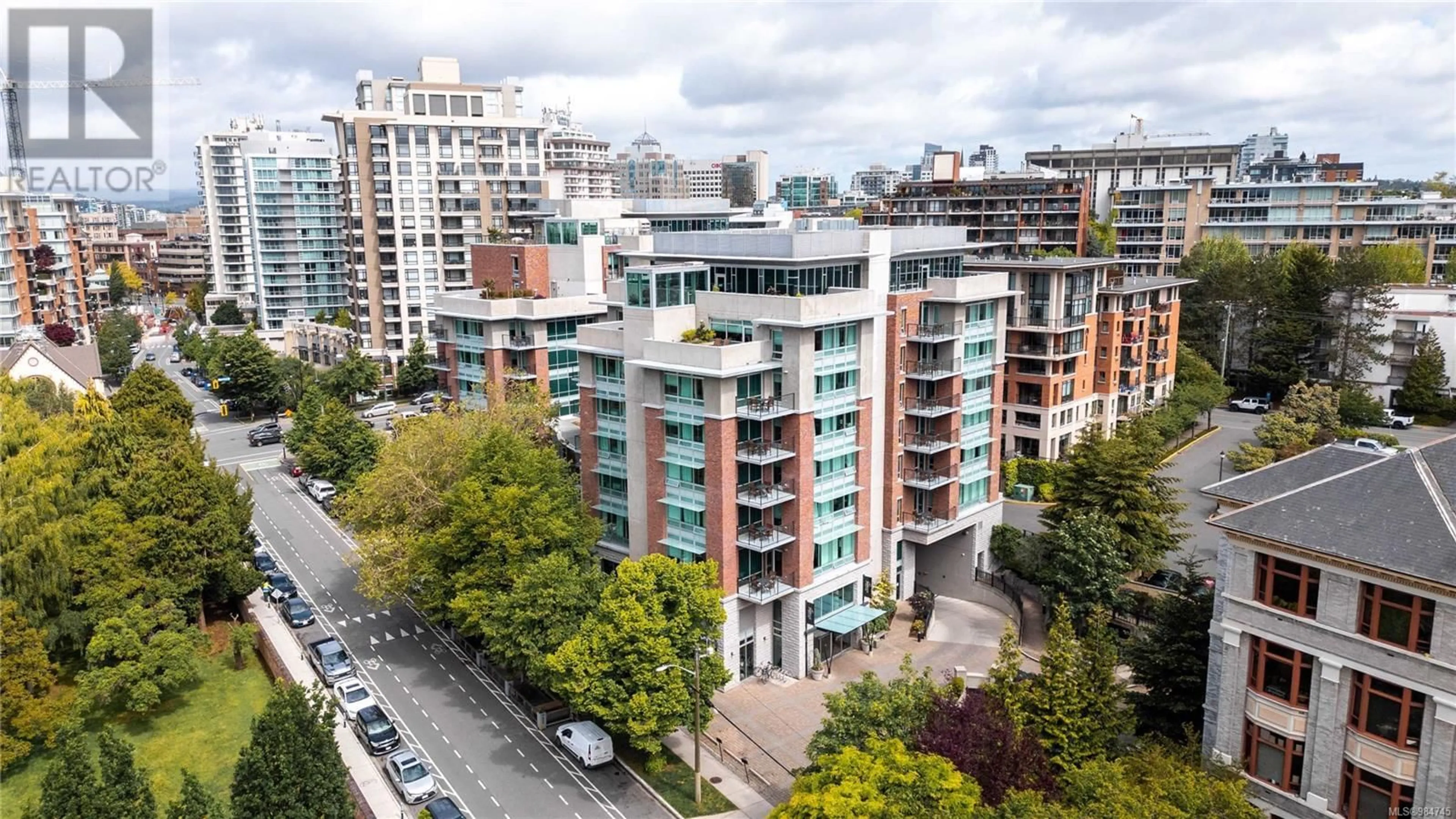 A pic from outside/outdoor area/front of a property/back of a property/a pic from drone, city buildings view from balcony for B505 810 Humboldt St, Victoria British Columbia V8V5B1