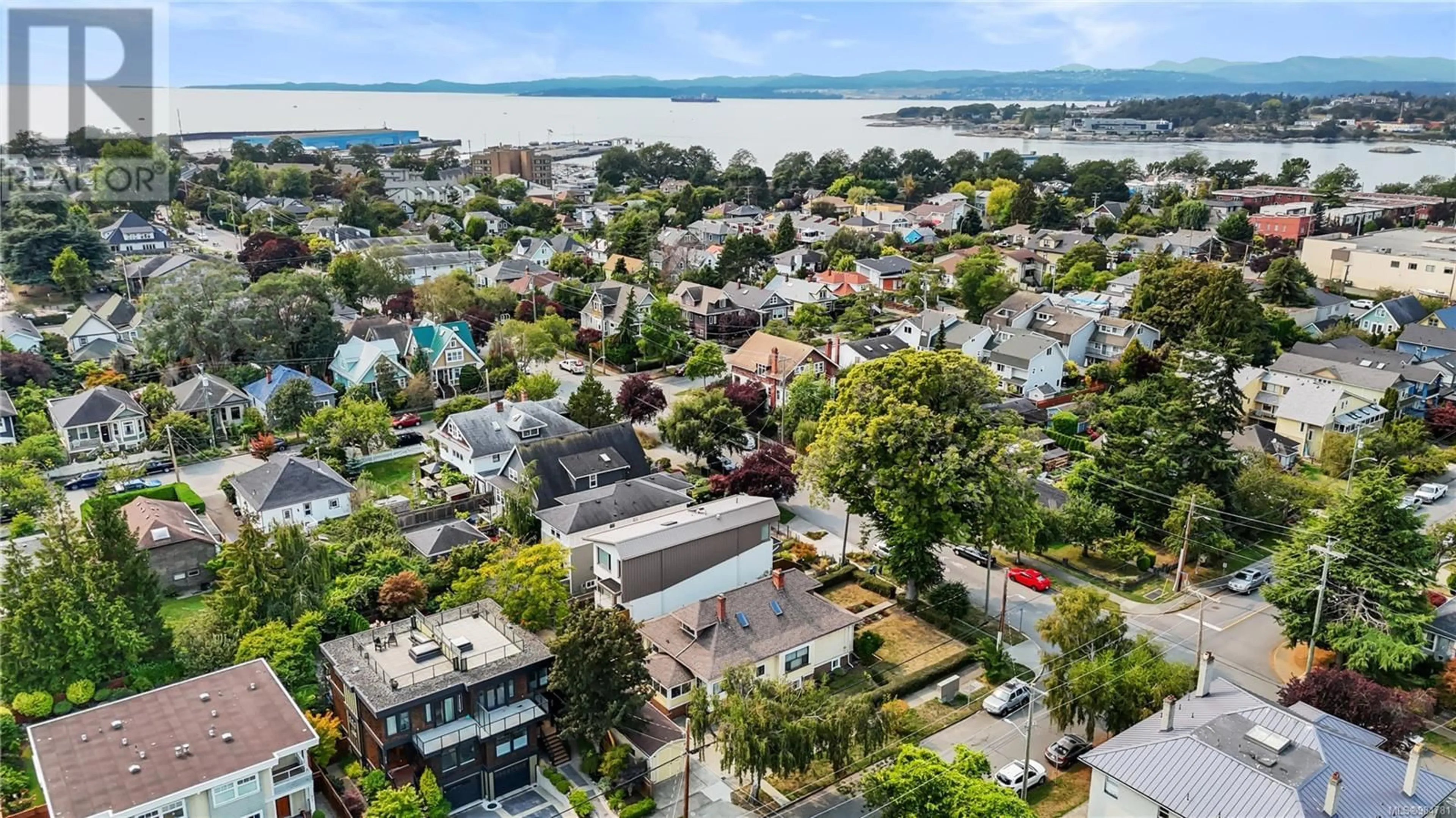 A pic from outside/outdoor area/front of a property/back of a property/a pic from drone, water/lake/river/ocean view for 241 Montreal St, Victoria British Columbia V8V1Z3