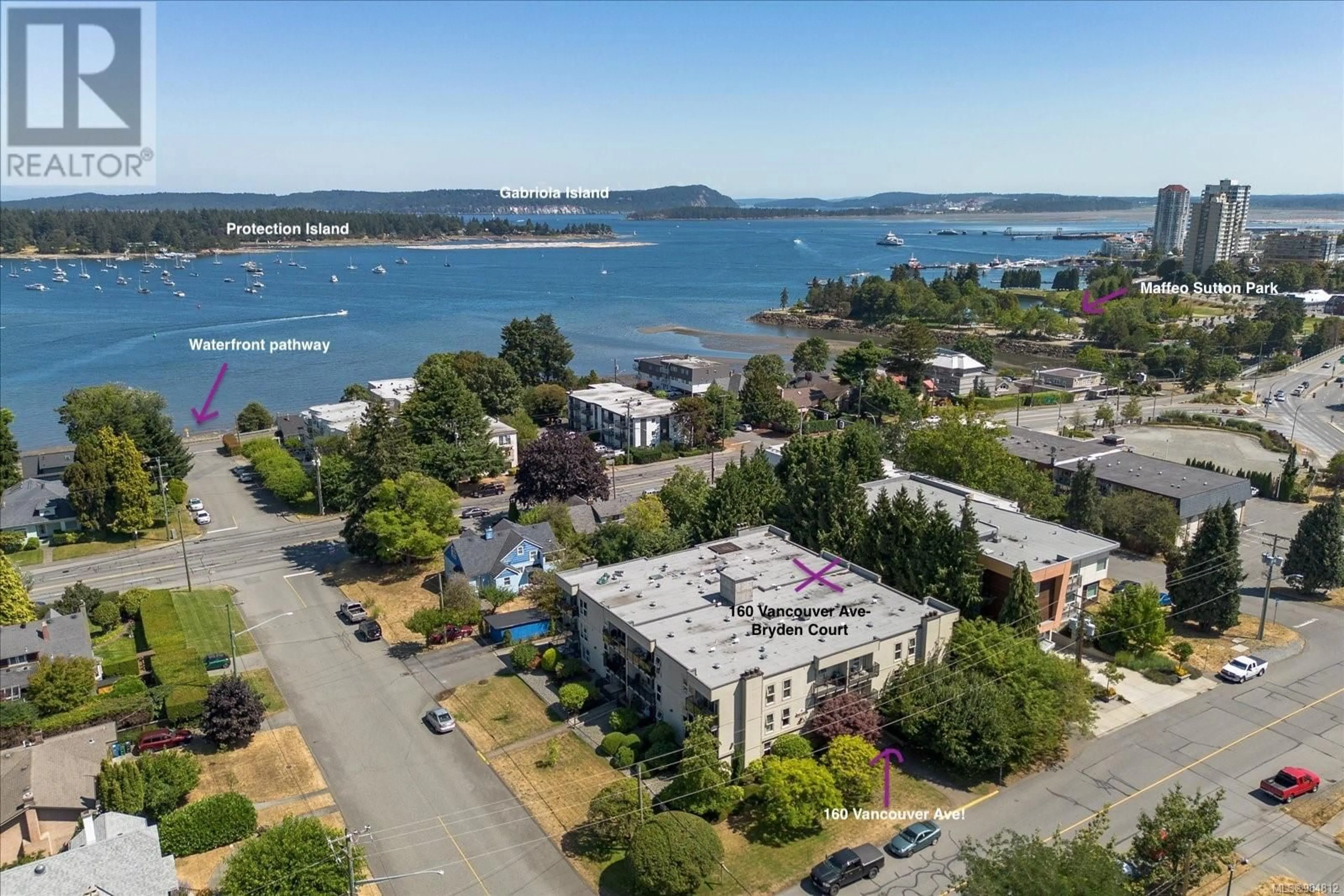 A pic from outside/outdoor area/front of a property/back of a property/a pic from drone, water/lake/river/ocean view for 306 160 Vancouver Ave, Nanaimo British Columbia V9S4E8