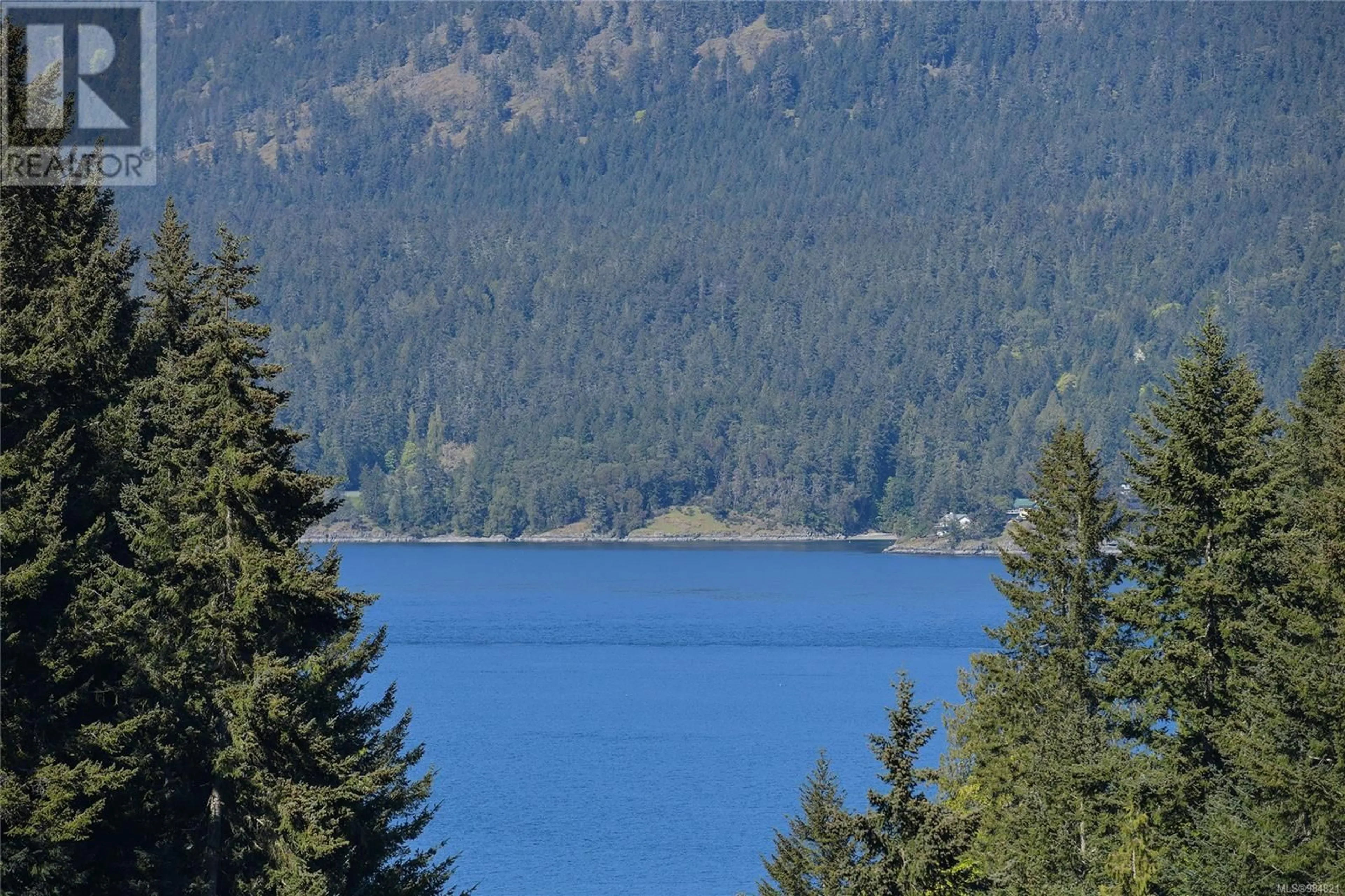 Blurry image for PARADISE CLOSE, Cowichan Bay British Columbia V0R1N2