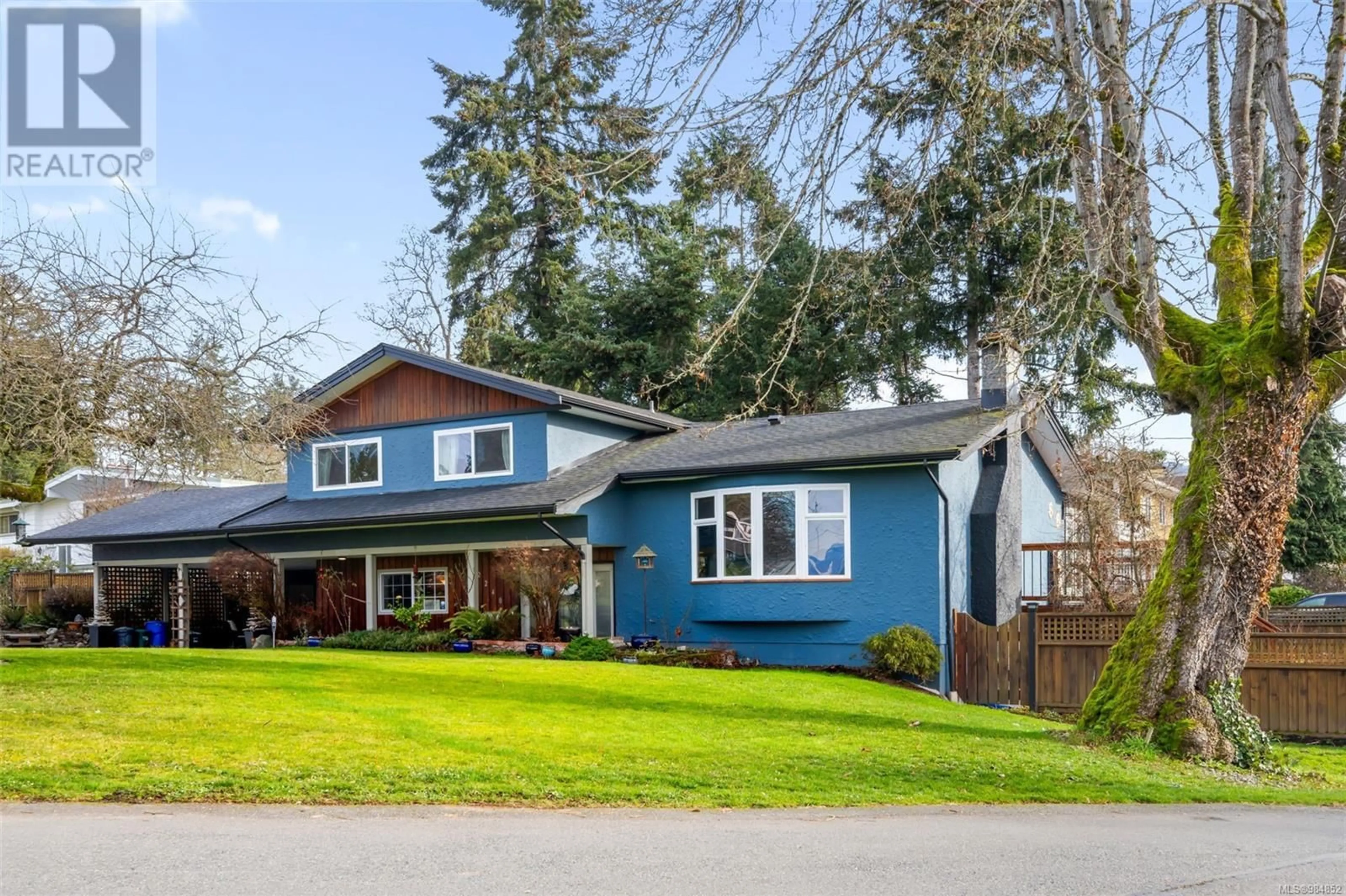 Home with vinyl exterior material, street for 2240 Birch Rd, Duncan British Columbia V9L3C5