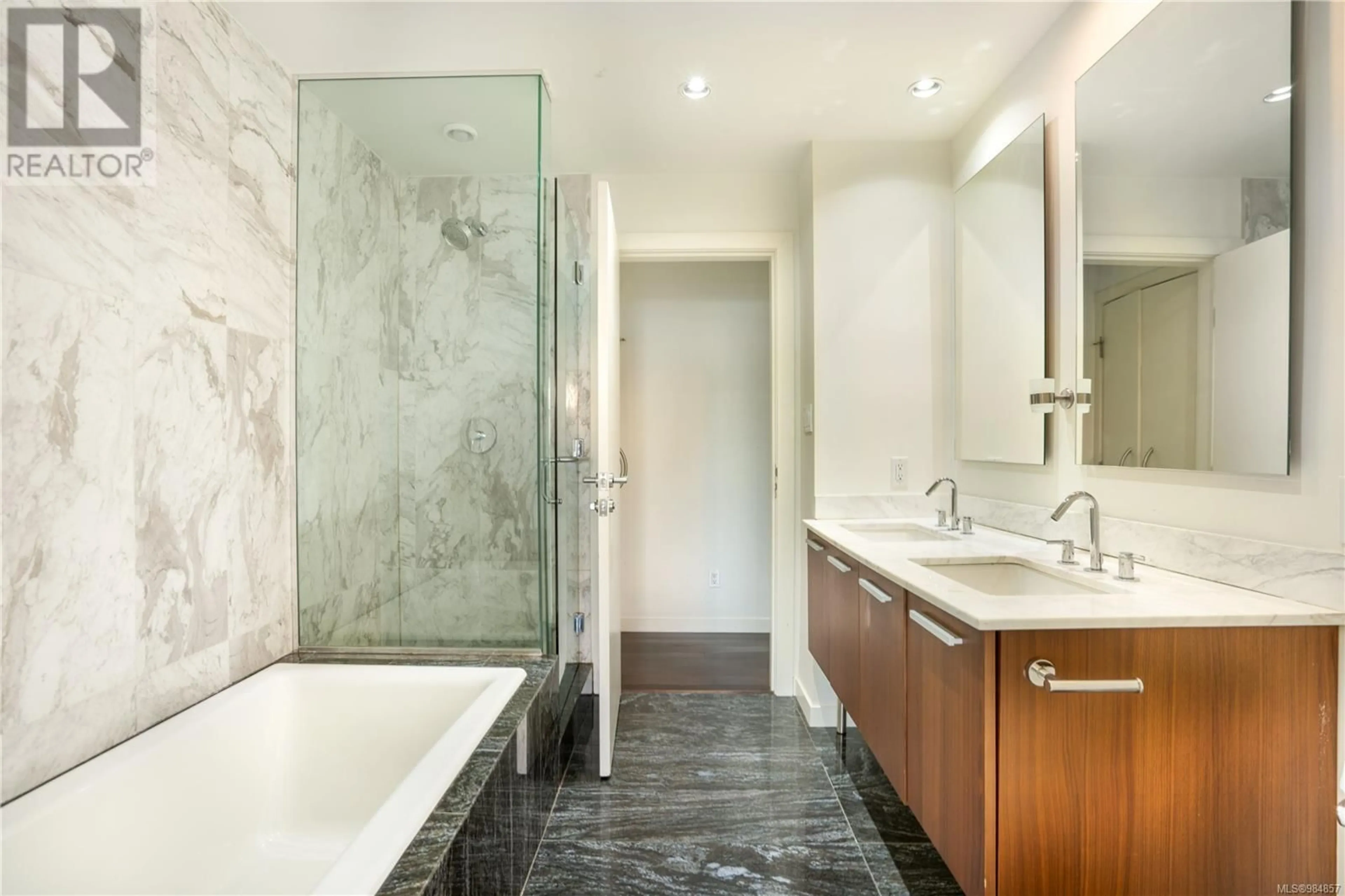 Contemporary bathroom, ceramic/tile floor for 305 707 Courtney St, Victoria British Columbia V8W0A9