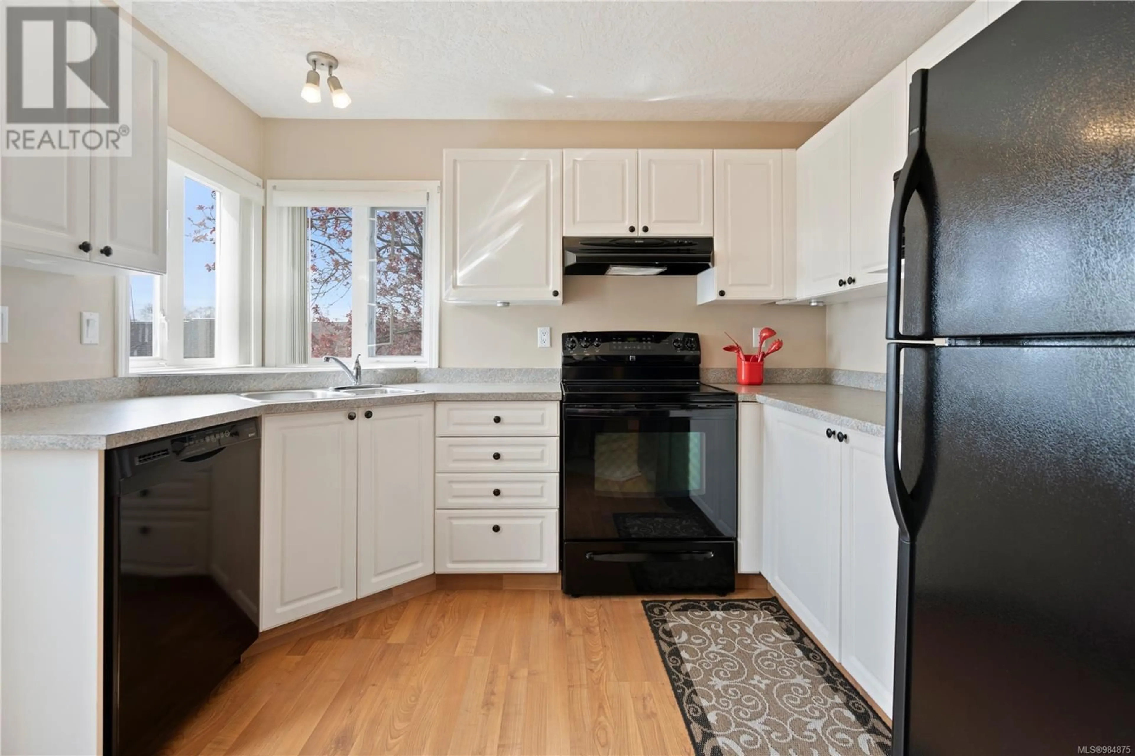 Standard kitchen, unknown for 206 2349 James White Blvd, Sidney British Columbia V8L1Z7