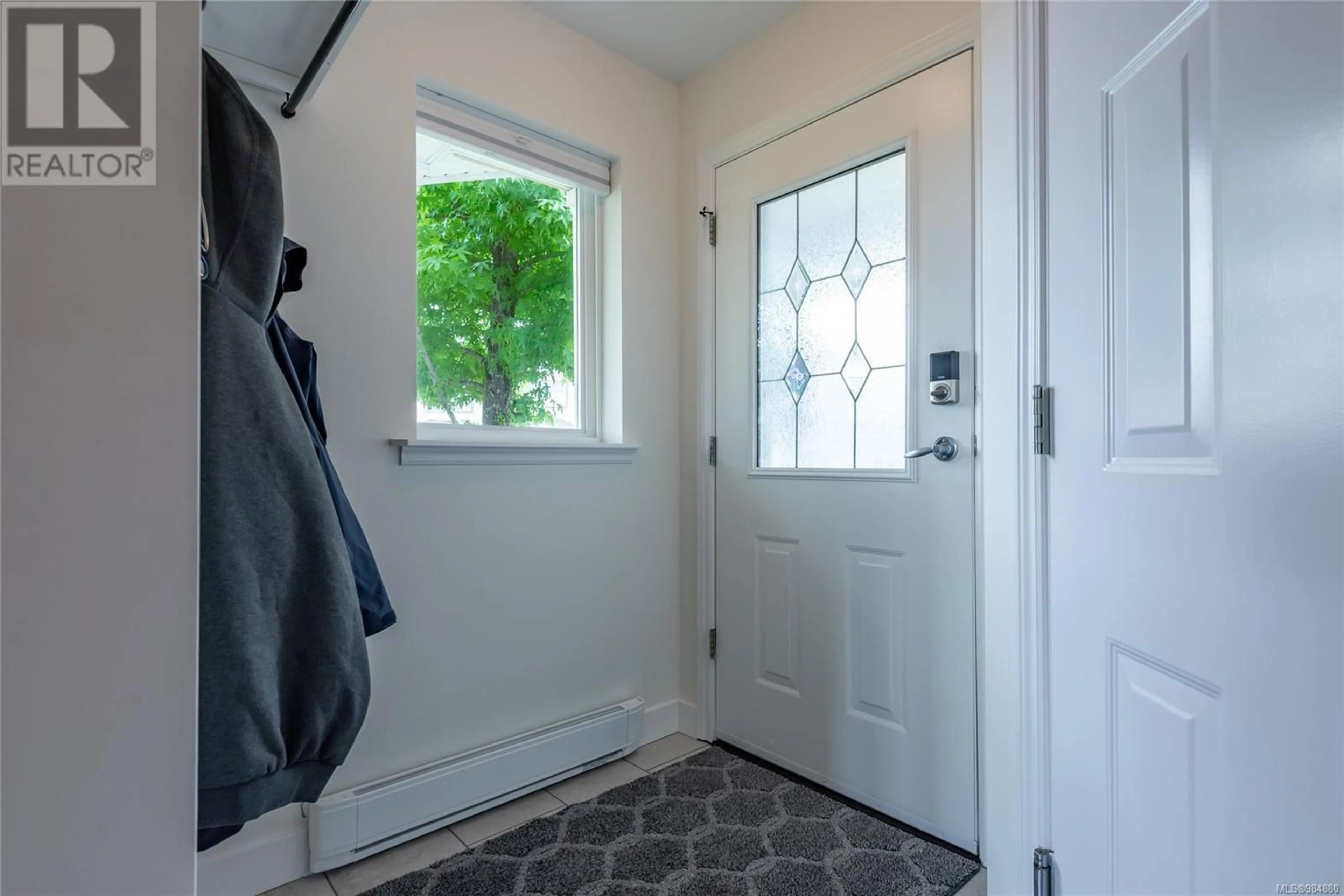 Indoor entryway for 51 717 Aspen Rd, Comox British Columbia V9M3X4