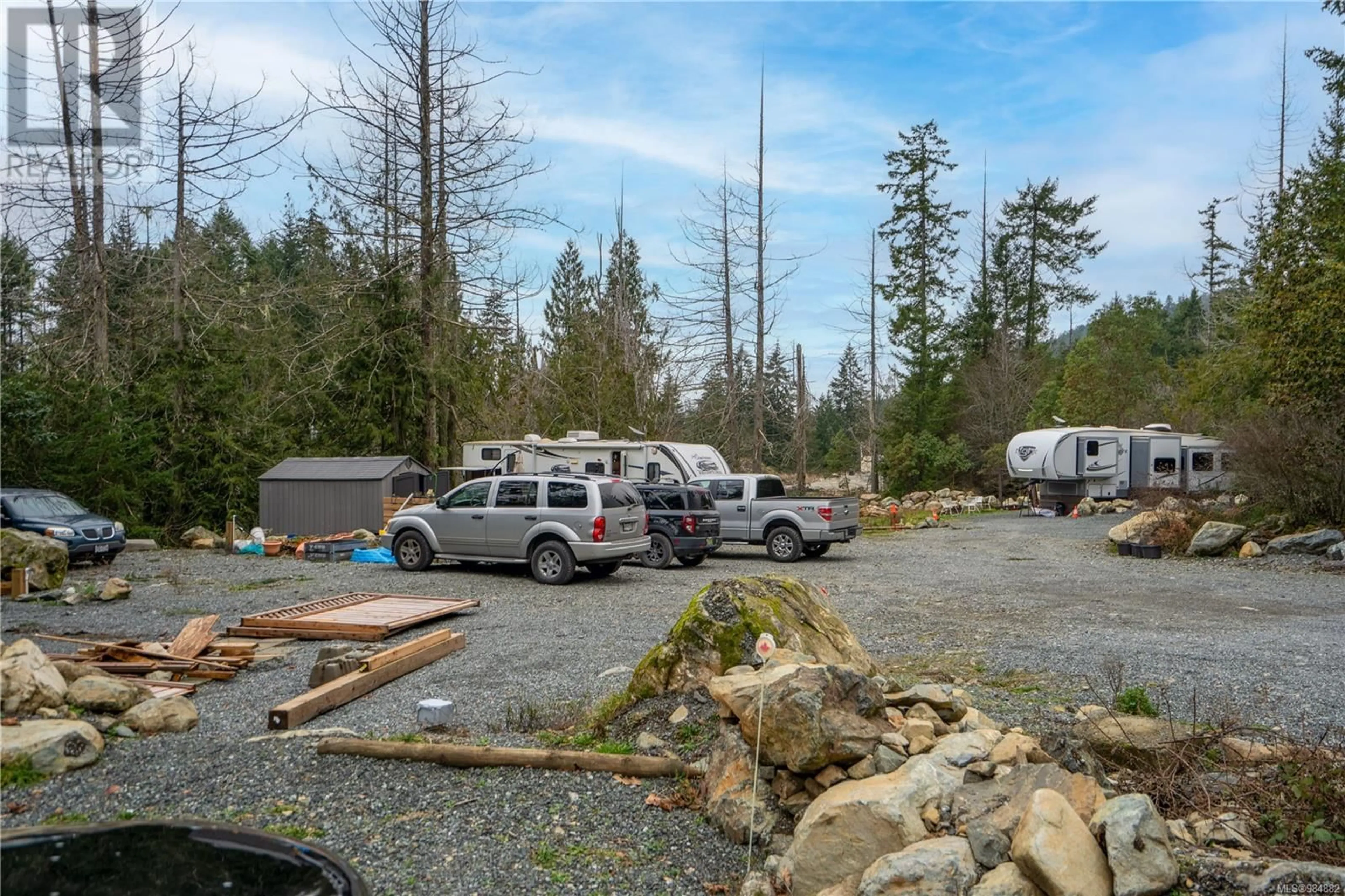 Unknown for 687-689 SHAWNIGAN LAKE ROAD, Shawnigan Lake British Columbia V0R2L0