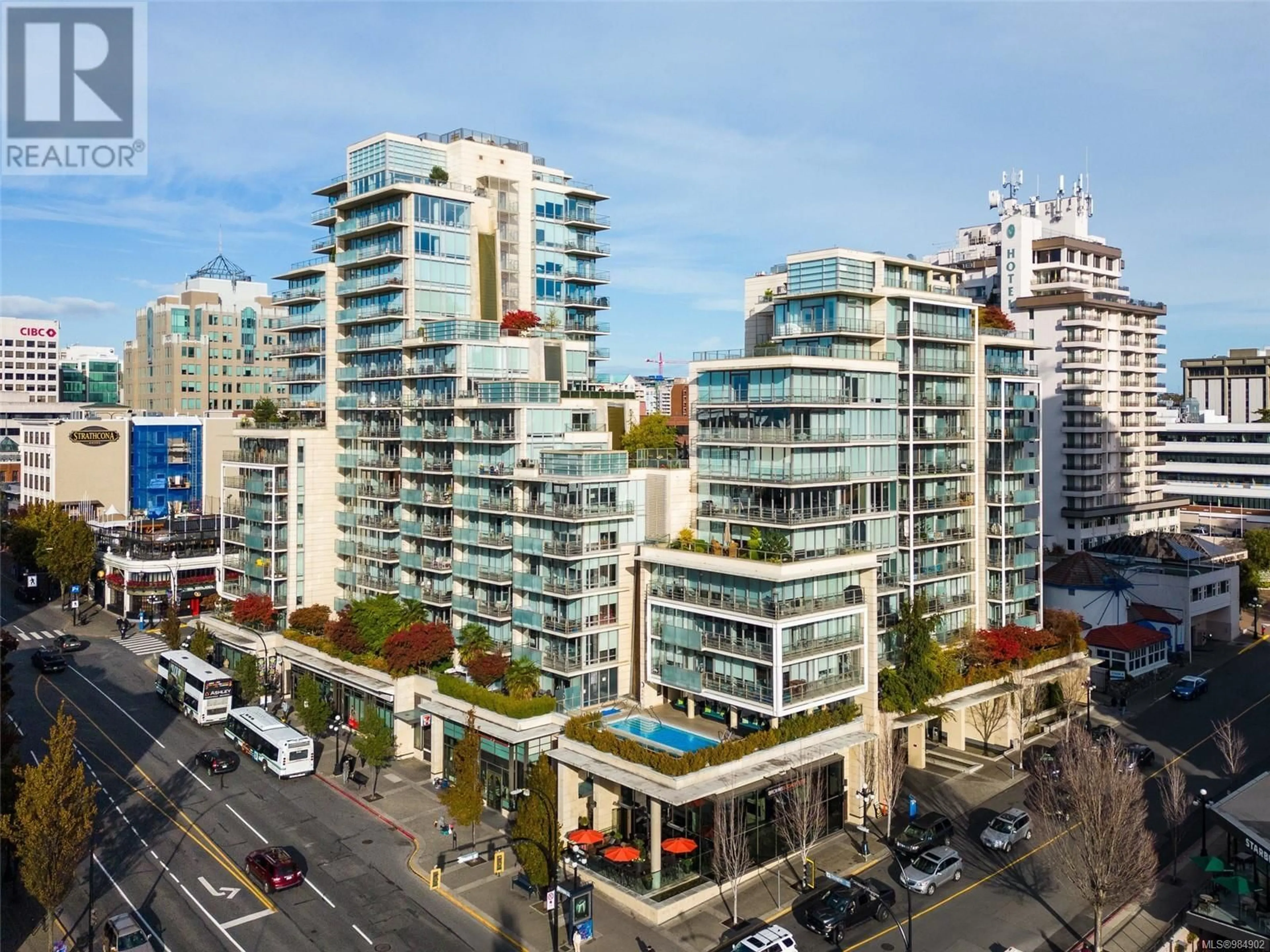 A pic from outside/outdoor area/front of a property/back of a property/a pic from drone, city buildings view from balcony for 1101 707 Courtney St, Victoria British Columbia V8W0A9