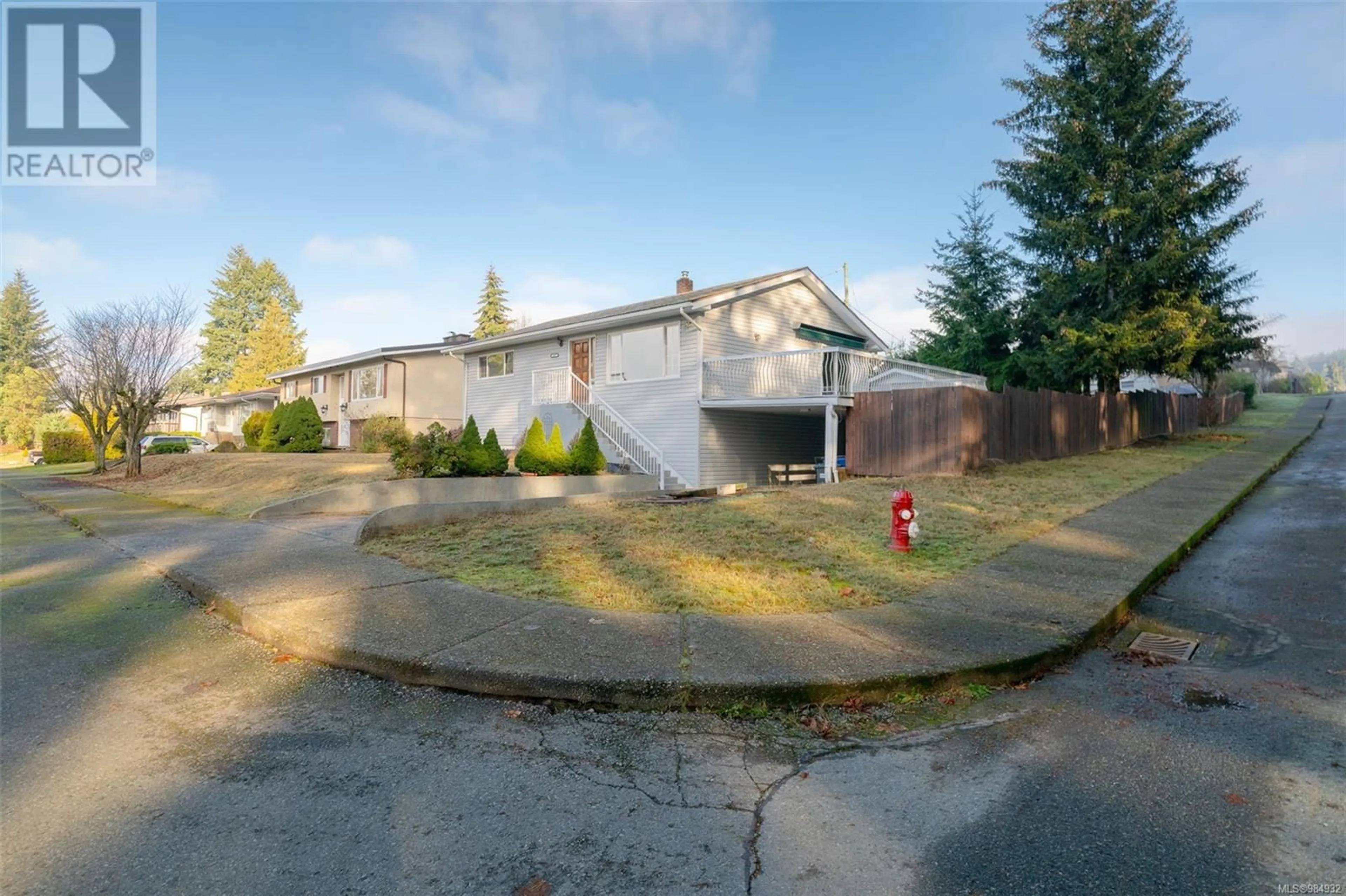 A pic from outside/outdoor area/front of a property/back of a property/a pic from drone, street for 2407 5th Ave, Port Alberni British Columbia V9Y2G6