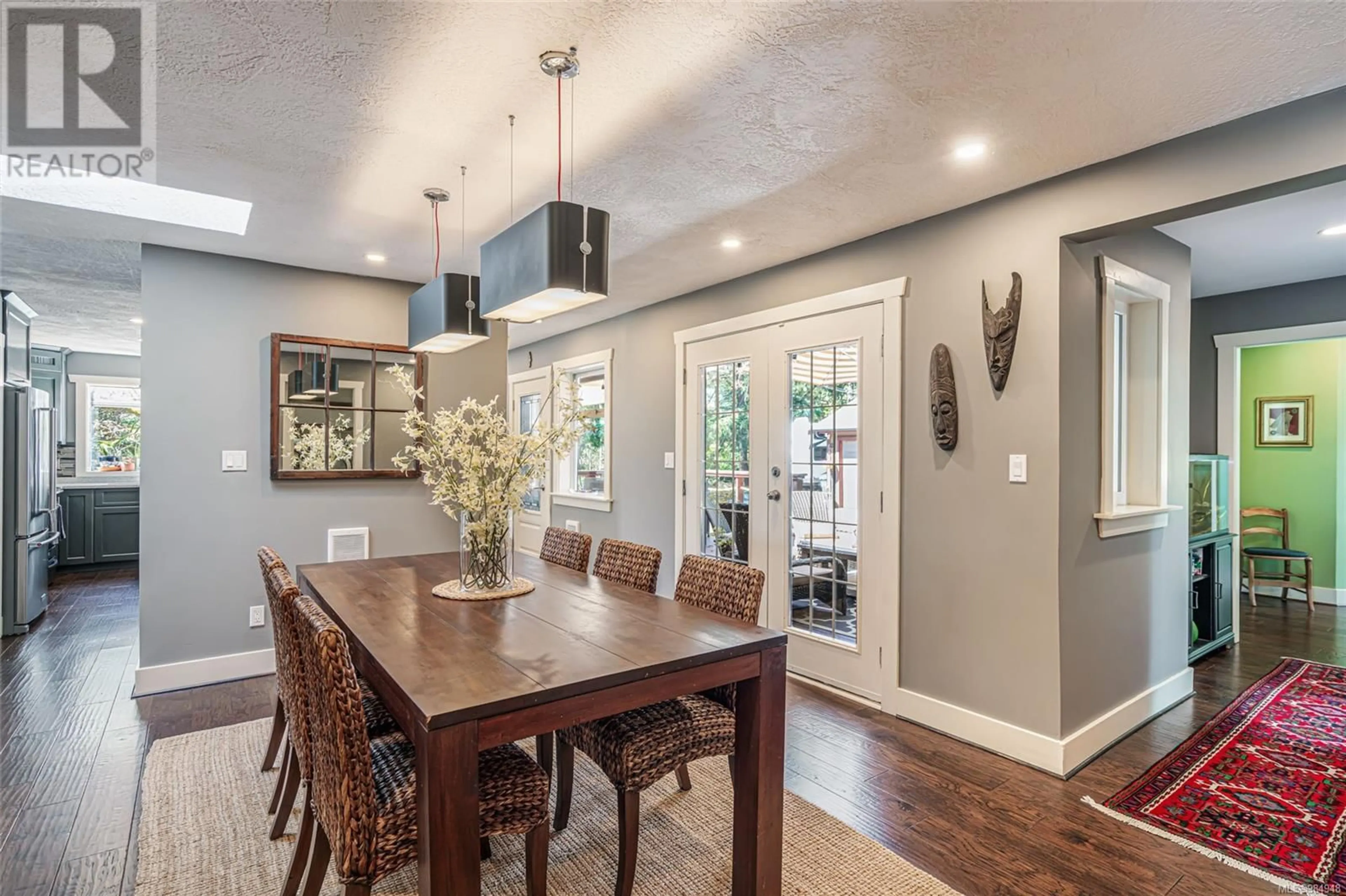 Dining room, wood/laminate floor for 2875 Transtide Dr, Nanoose Bay British Columbia V9P9E9