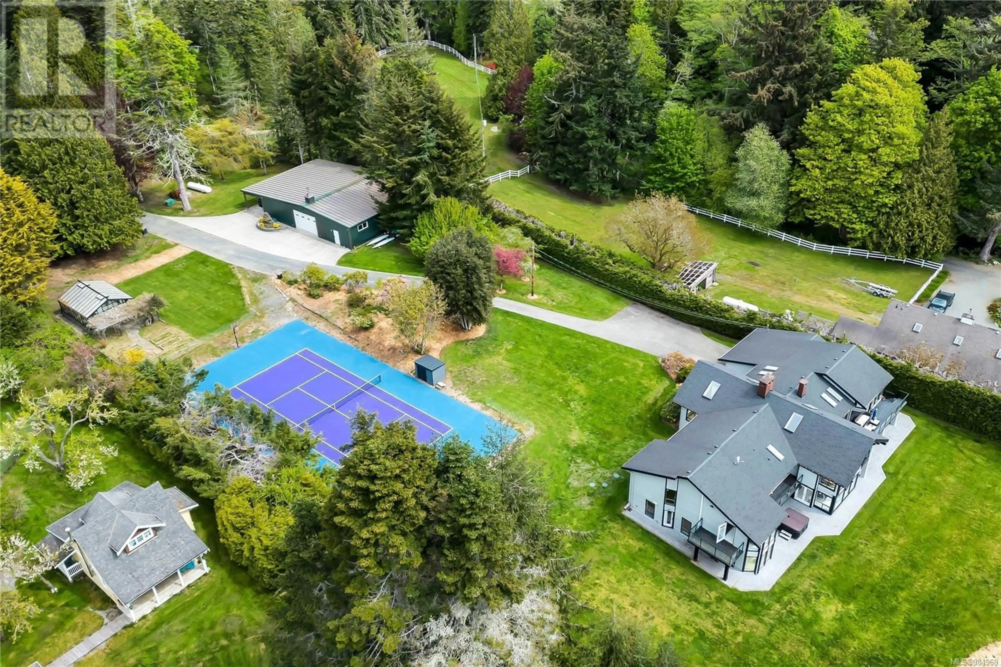 A pic from outside/outdoor area/front of a property/back of a property/a pic from drone, unknown for 9227 Invermuir Rd, Sooke British Columbia V9Z1G3