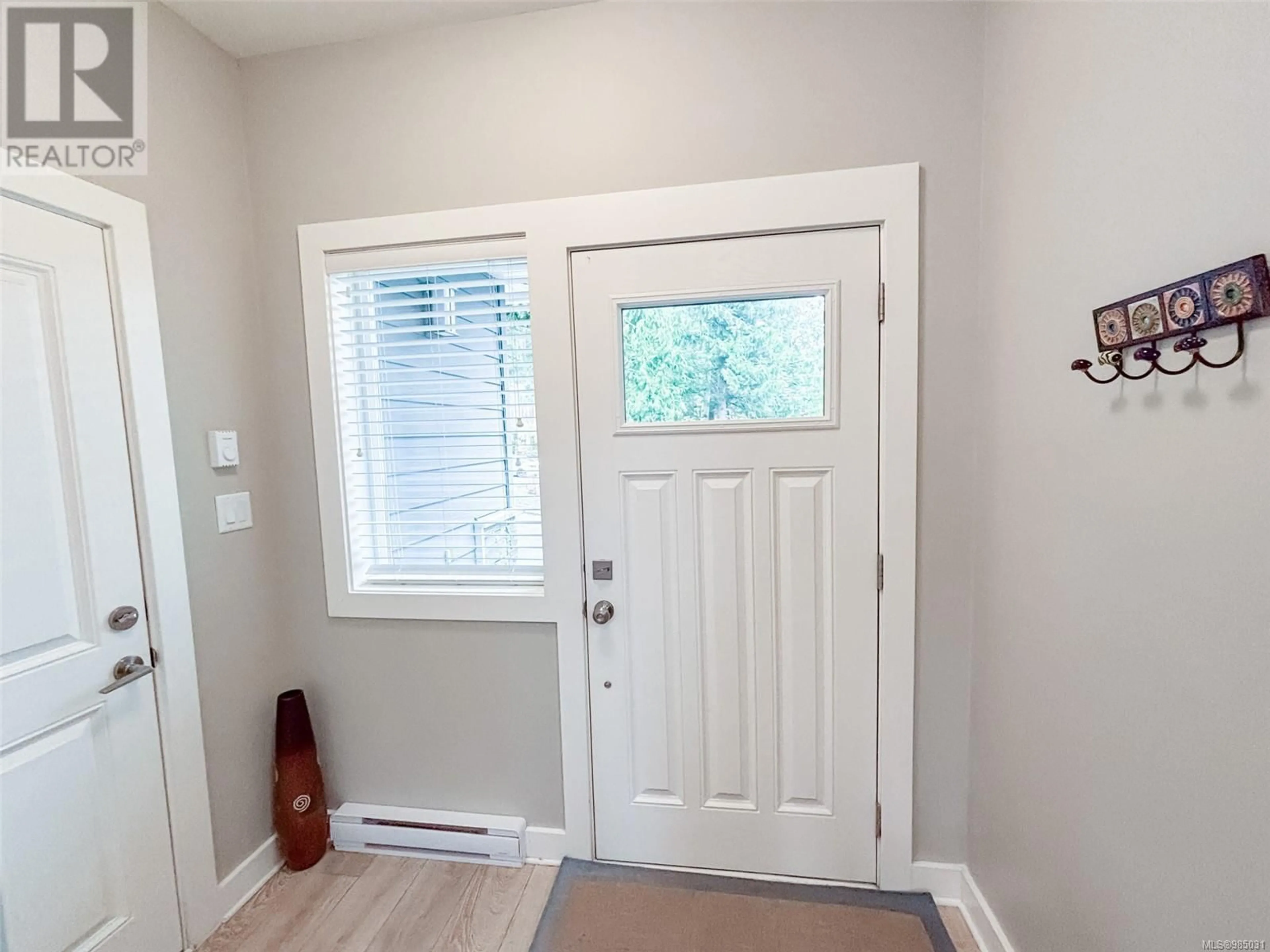 Indoor entryway for 101 3439 Ambrosia Cres, Langford British Columbia V9C0K4