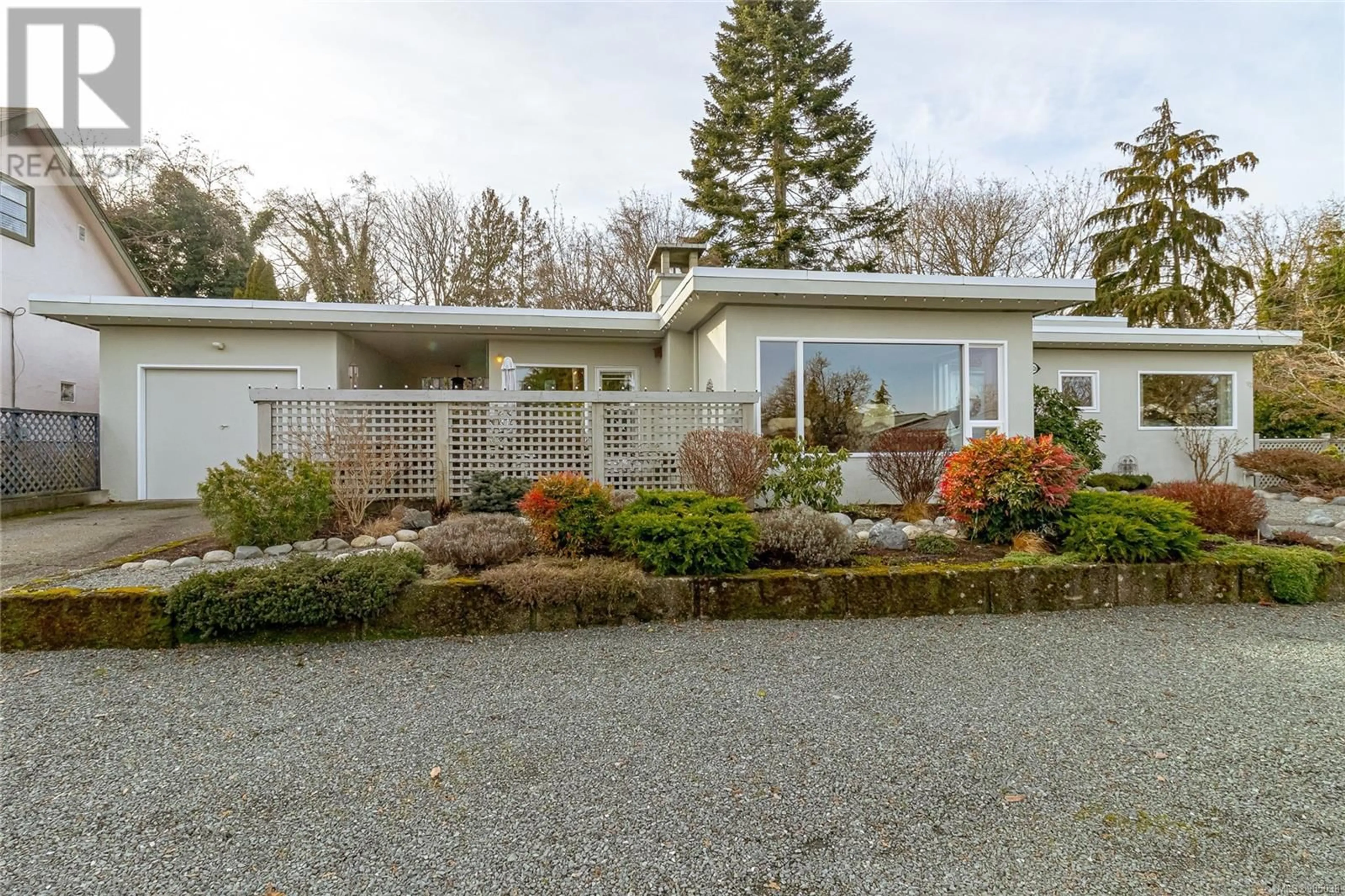 A pic from outside/outdoor area/front of a property/back of a property/a pic from drone, street for 10026 Beach Dr, Chemainus British Columbia V0R1K1