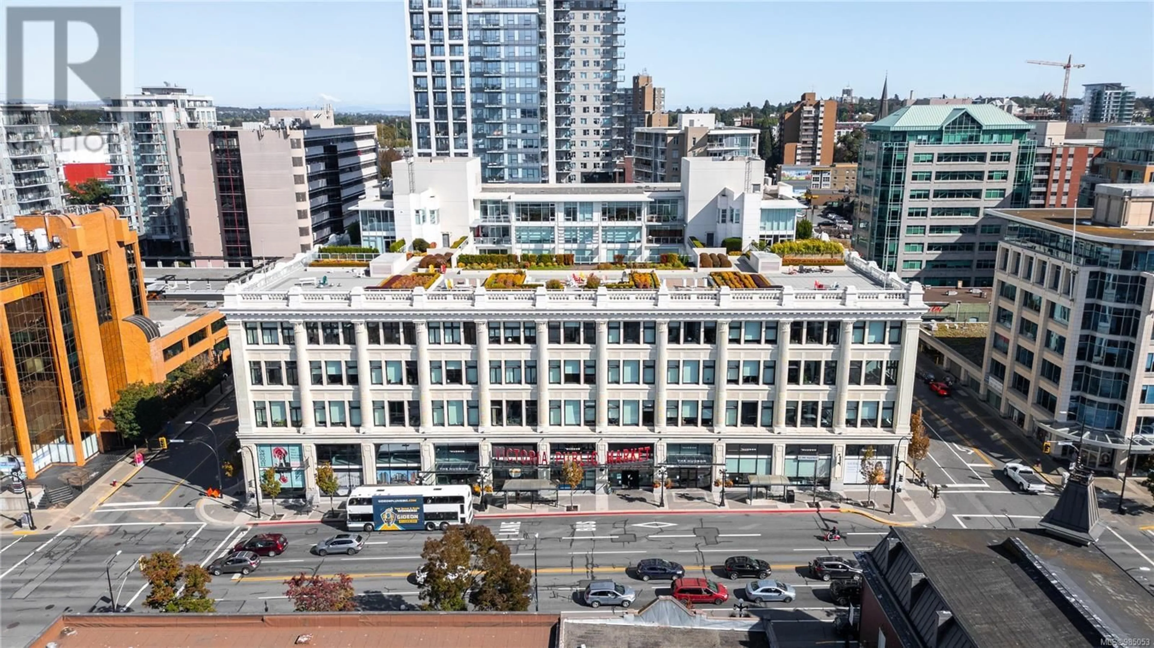 A pic from outside/outdoor area/front of a property/back of a property/a pic from drone, city buildings view from balcony for 429 770 Fisgard St, Victoria British Columbia V8W0B8