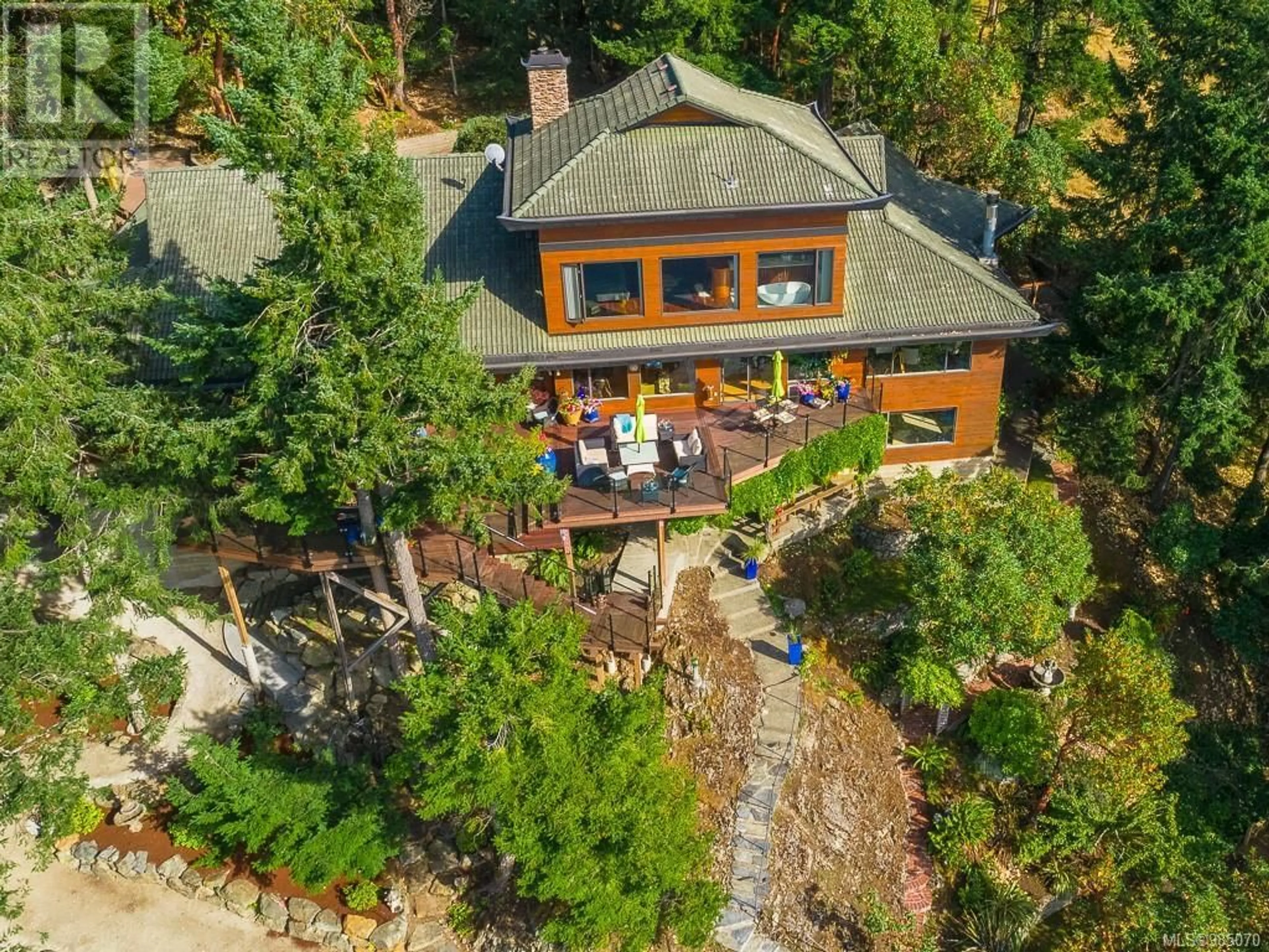 A pic from outside/outdoor area/front of a property/back of a property/a pic from drone, unknown for 7178 MARK LANE, Central Saanich British Columbia V9E2A1