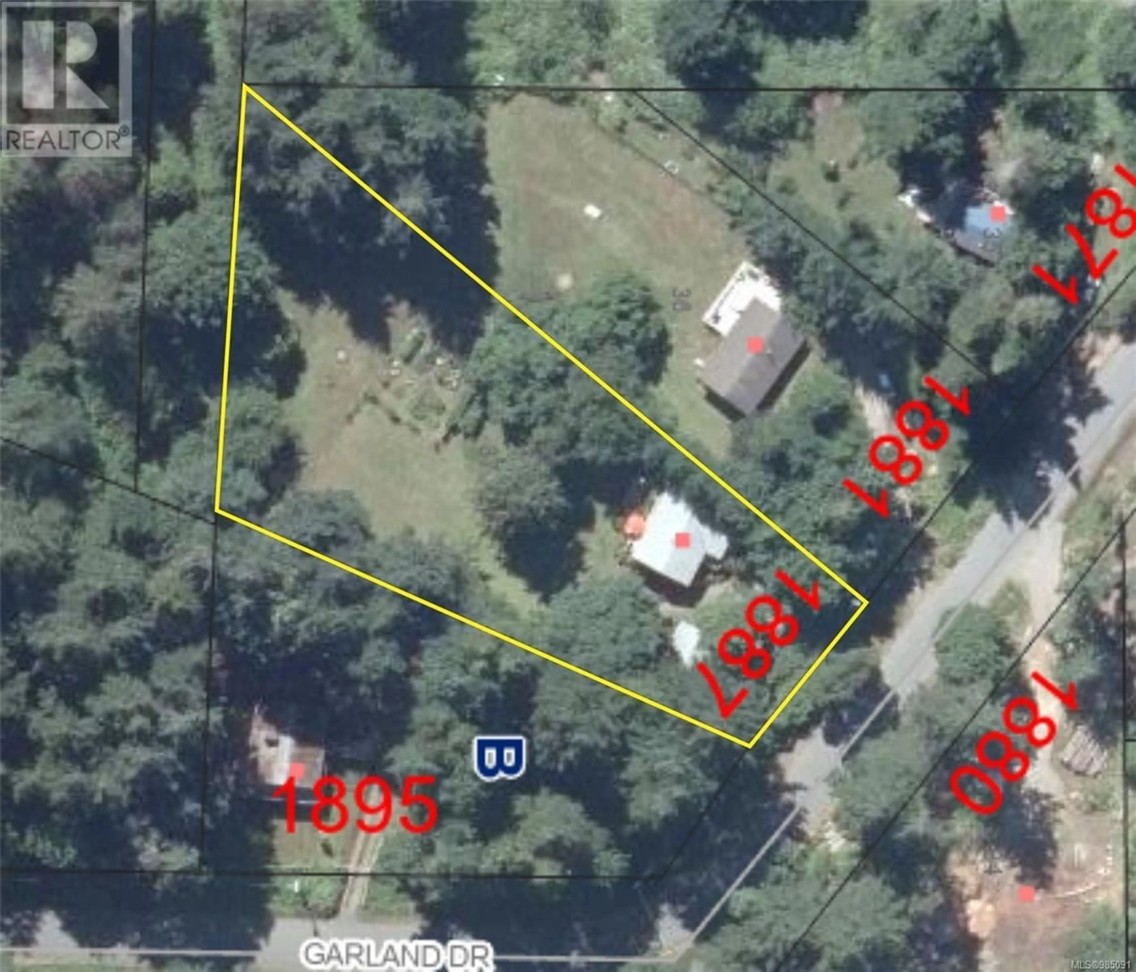 A pic from outside/outdoor area/front of a property/back of a property/a pic from drone, street for 1887 Garland Dr, Gabriola Island British Columbia V0R1X6