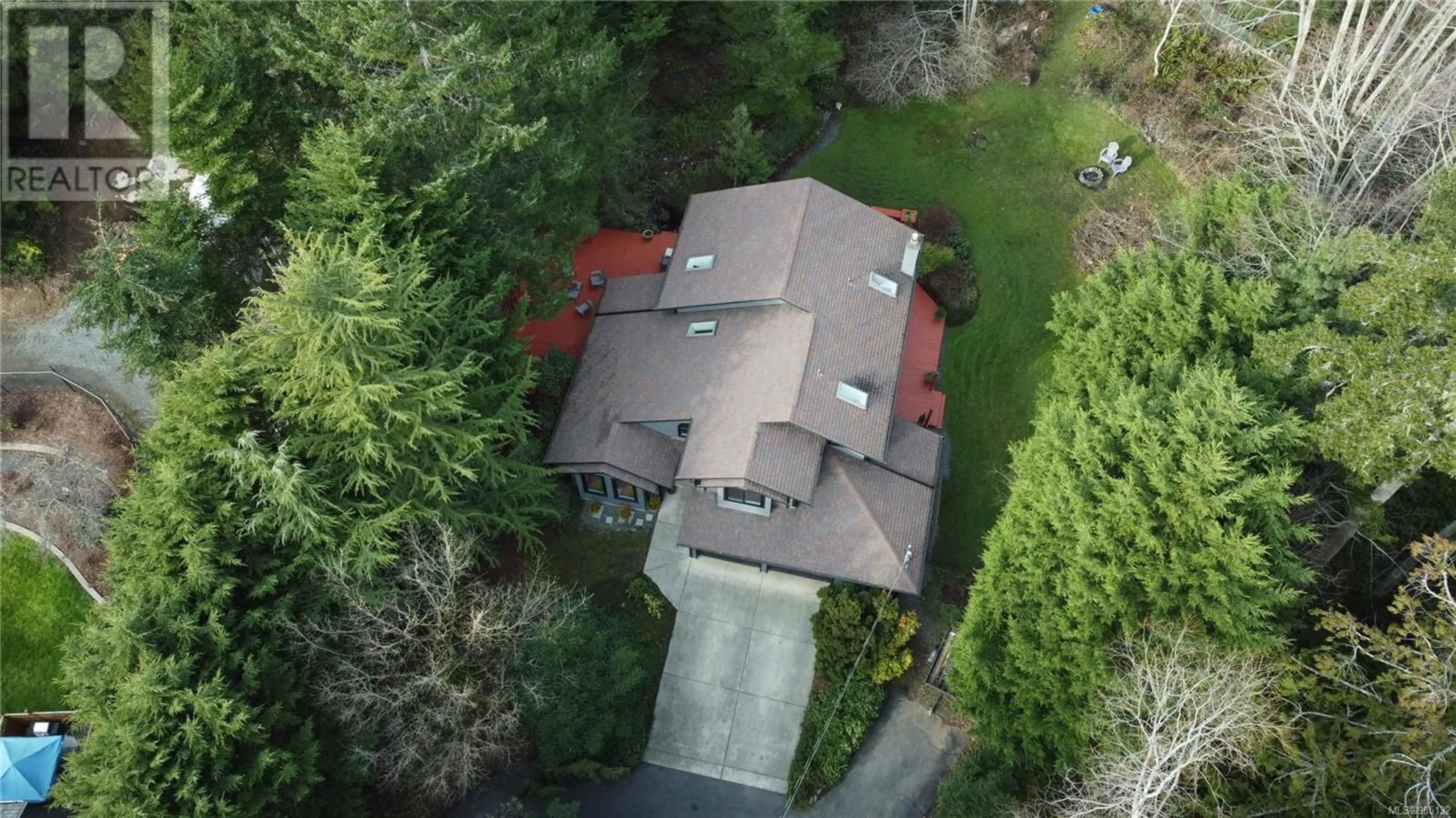 A pic from outside/outdoor area/front of a property/back of a property/a pic from drone, unknown for B 3888 Duke Rd, Metchosin British Columbia V9C4A5