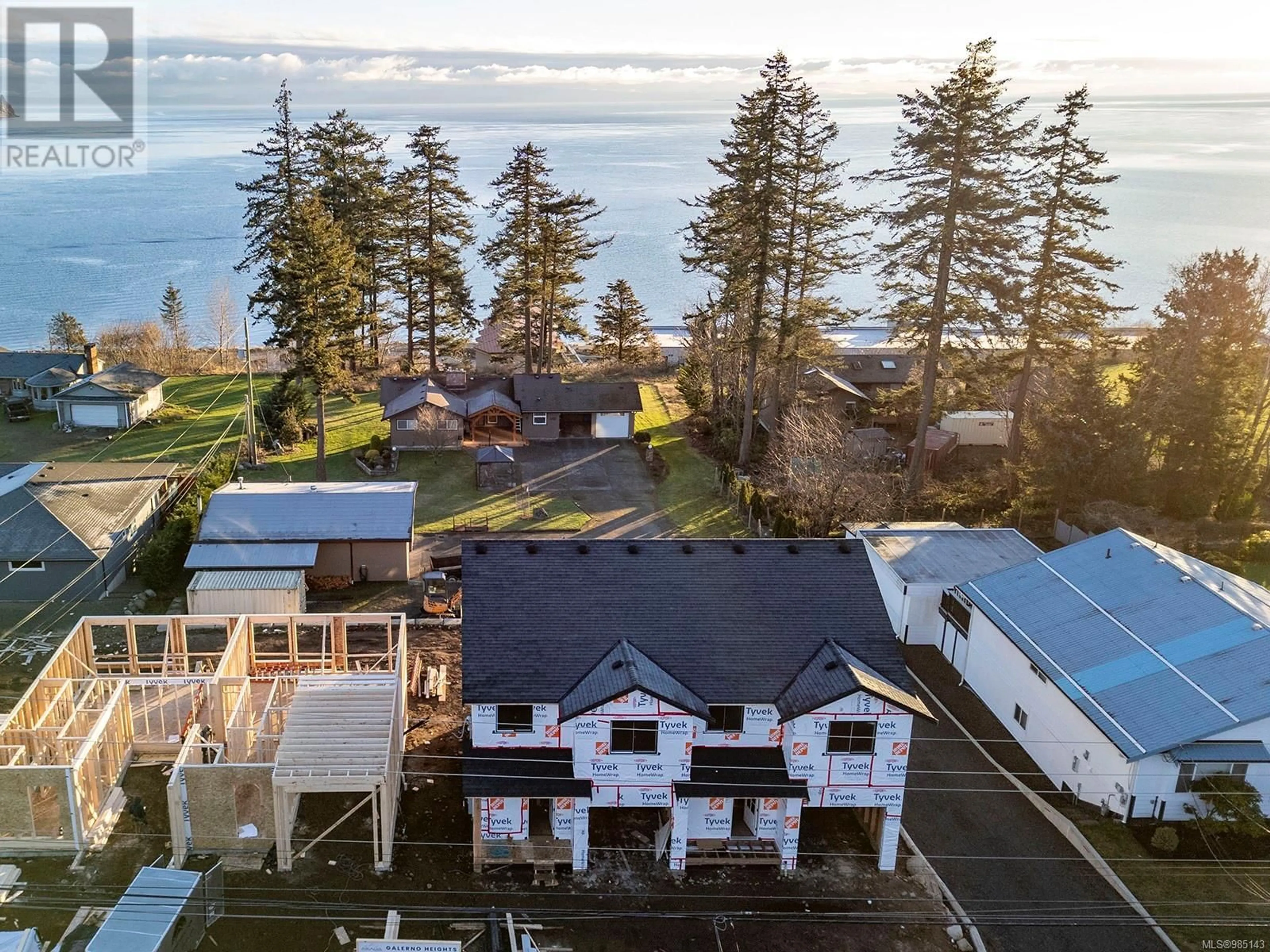 A pic from outside/outdoor area/front of a property/back of a property/a pic from drone, water/lake/river/ocean view for A 1373 Galerno Rd, Campbell River British Columbia V9W1J8