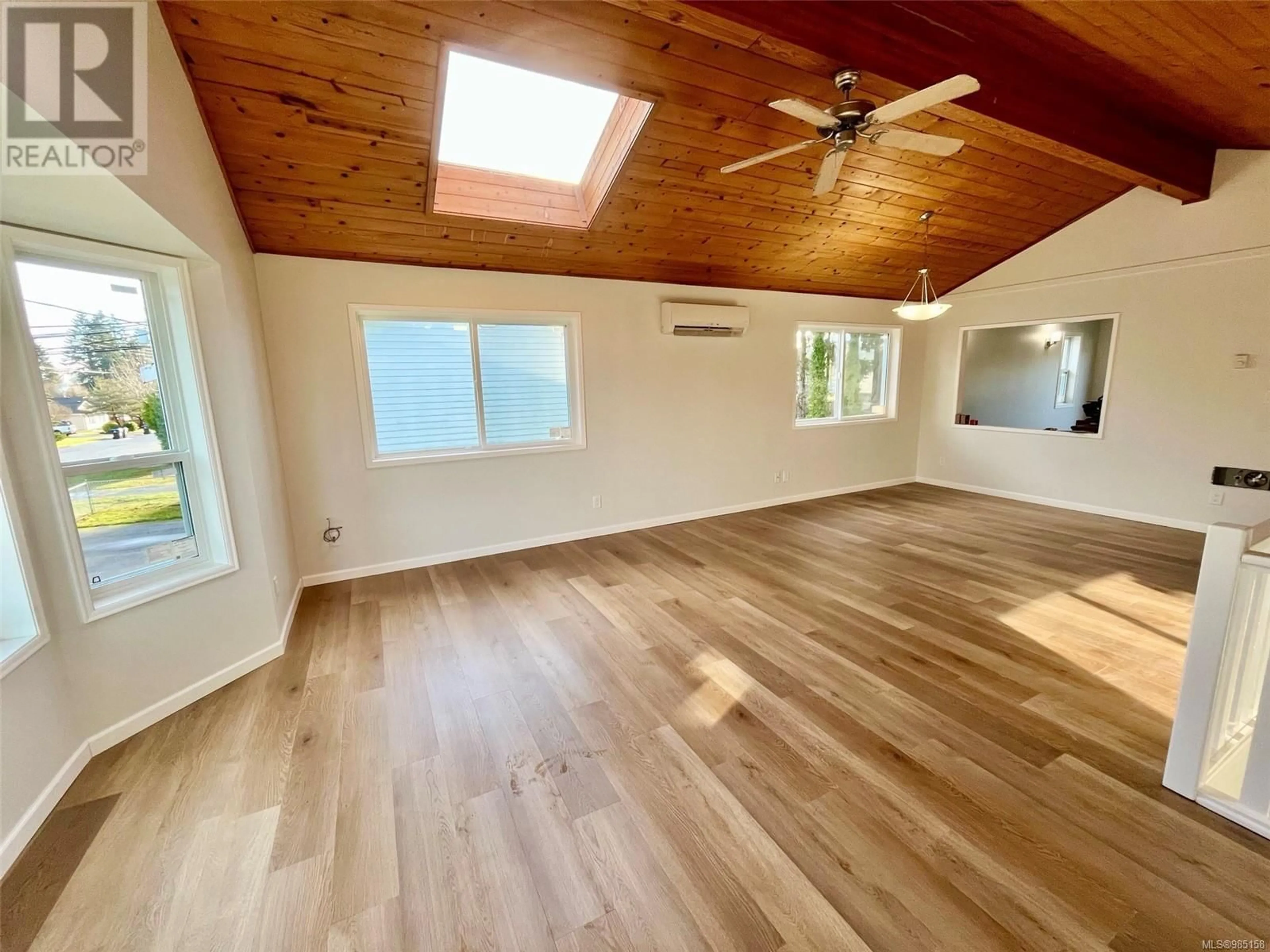 A pic of a room for 1735 URQUHART AVENUE, Courtenay British Columbia V9N6W5