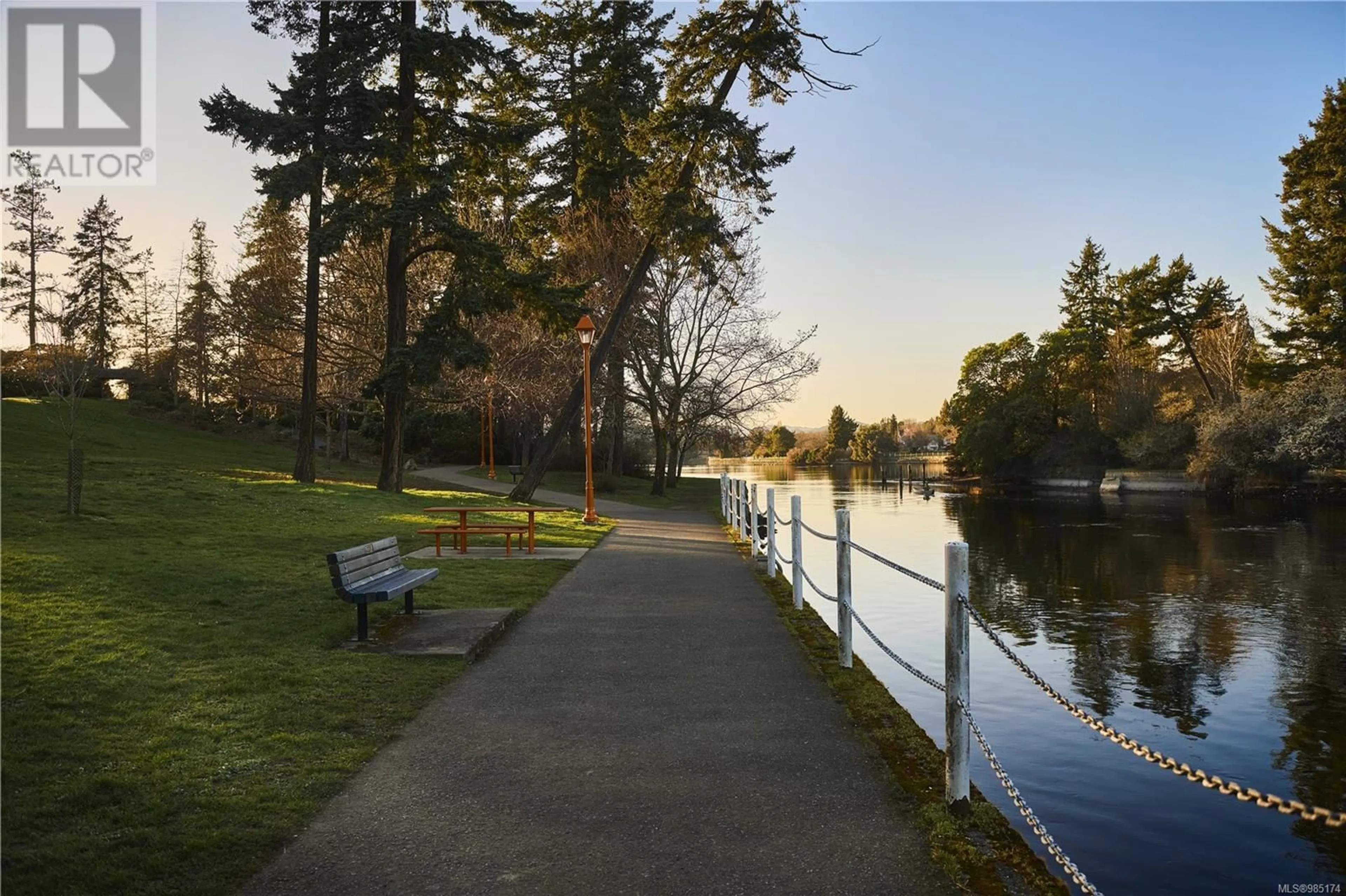 Patio, water/lake/river/ocean view for TH4 630 Gorge Rd W, Saanich British Columbia V9A1N5