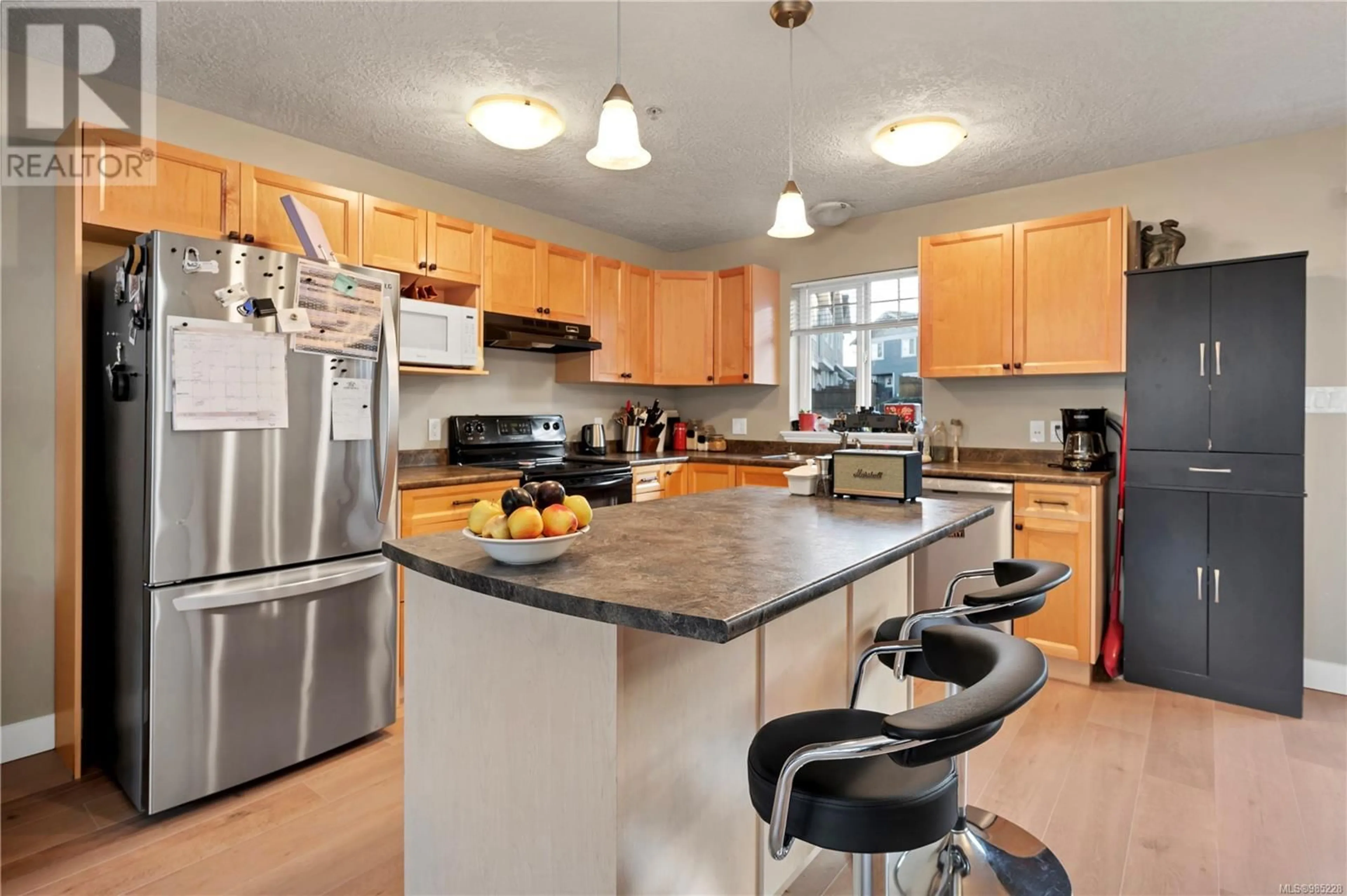 Open concept kitchen, unknown for 125 701 Hilchey Rd, Campbell River British Columbia V9W0A2