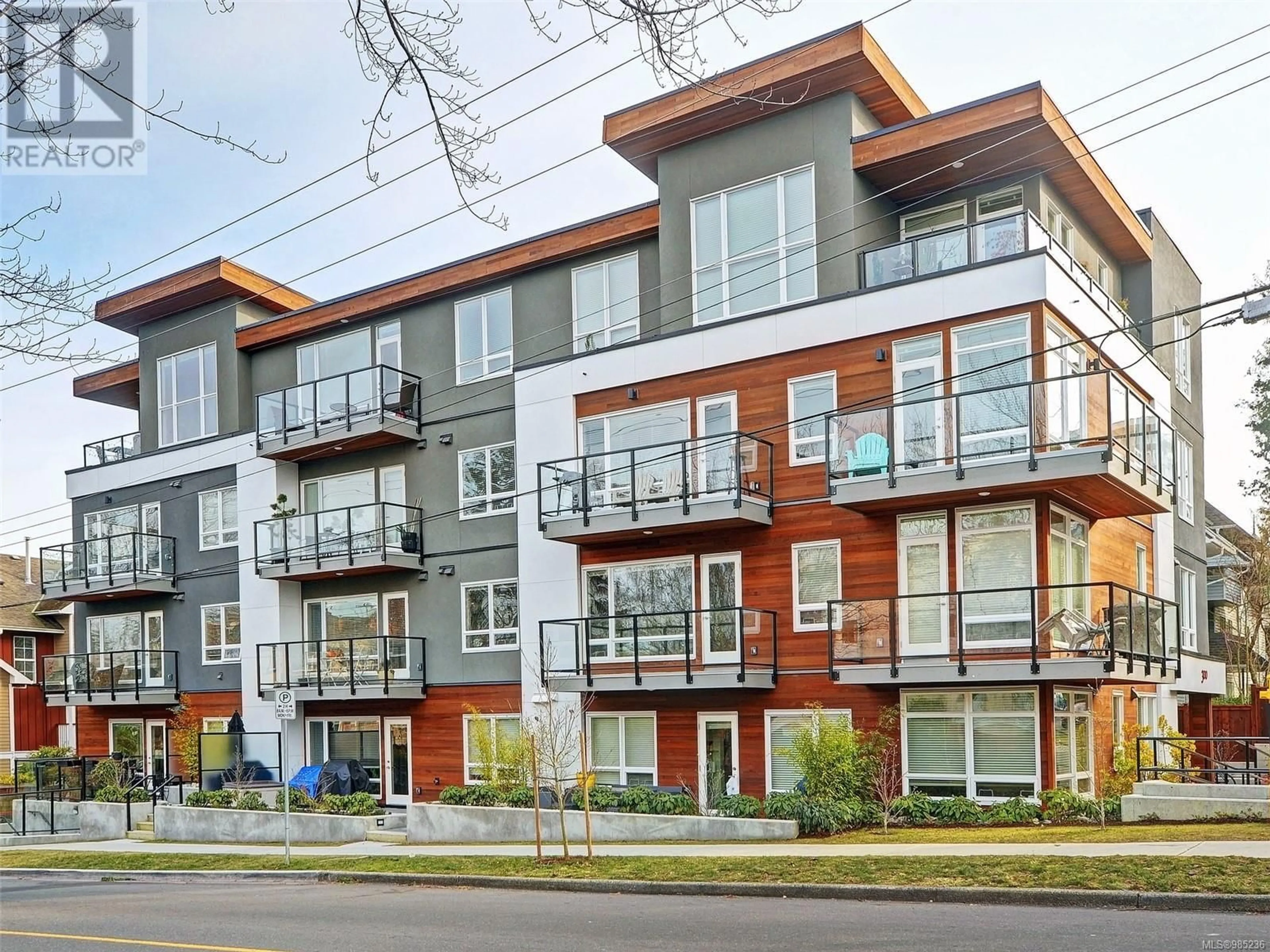 Unknown for 202 - 300 MICHIGAN STREET, Victoria British Columbia V8V1R5