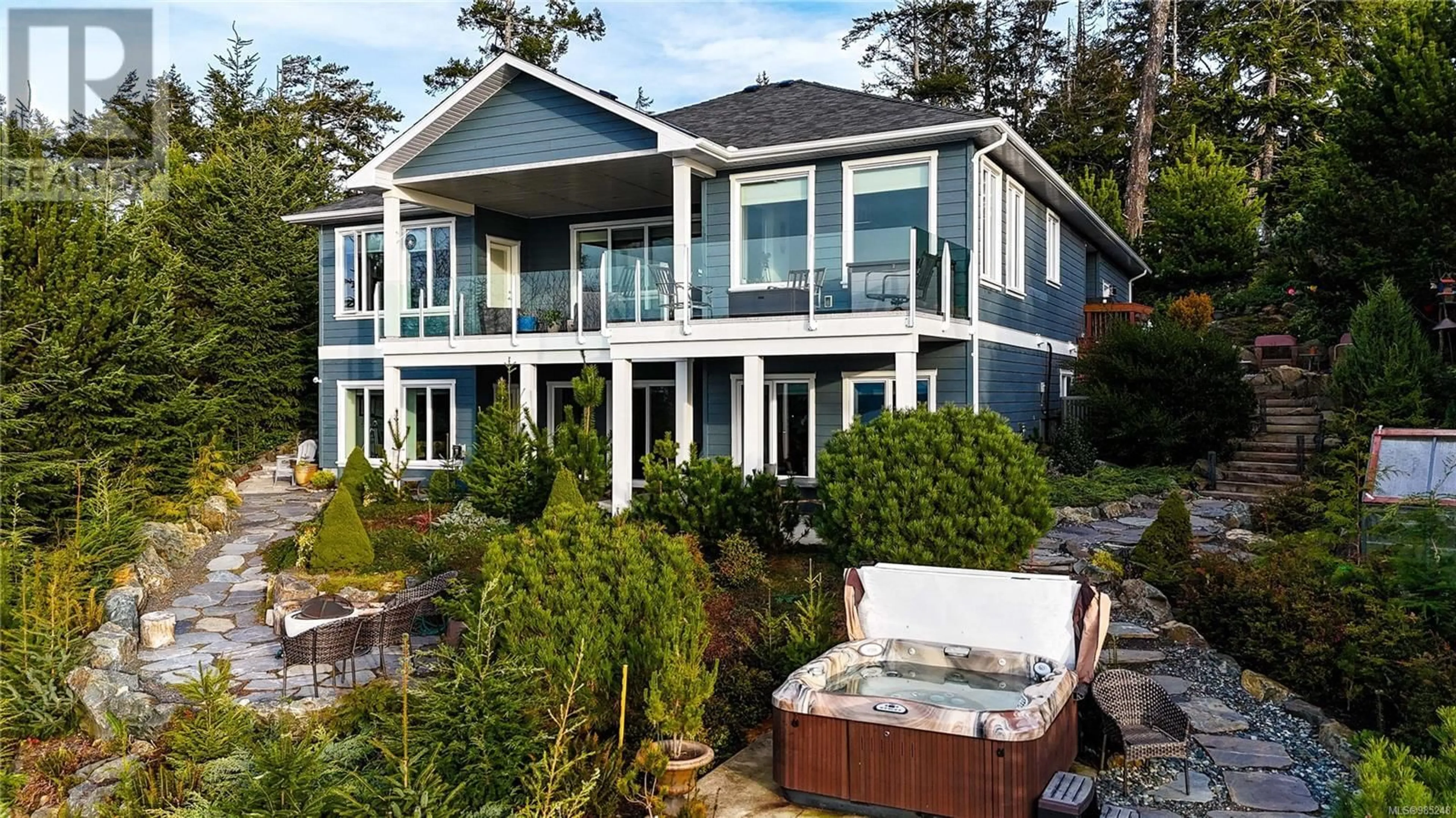 Home with vinyl exterior material, water/lake/river/ocean view for 7420 Thornton Hts, Sooke British Columbia V9Z1L8