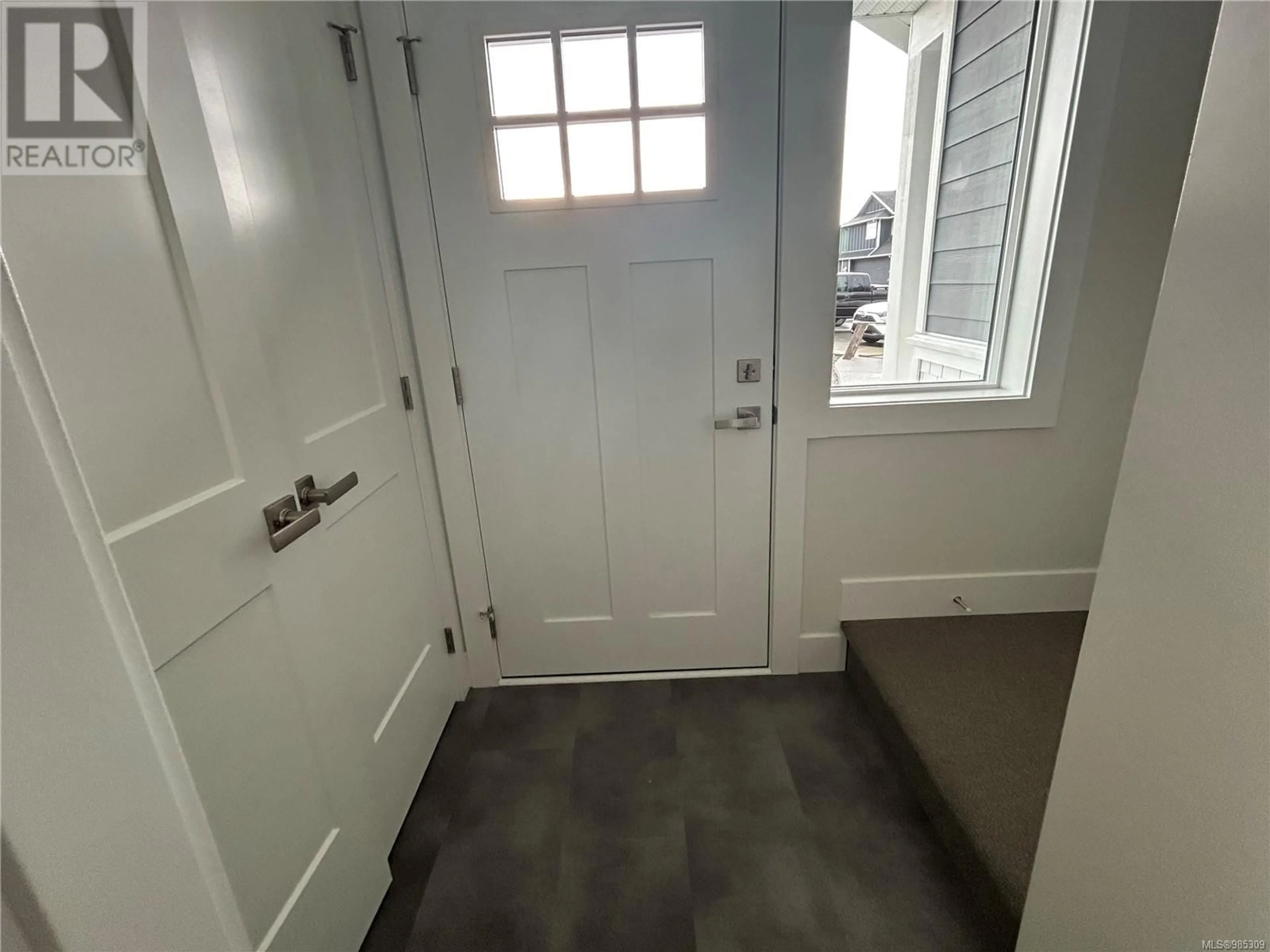 Indoor entryway for 2588 NICKSON WAY, Sooke British Columbia V9Z1P8