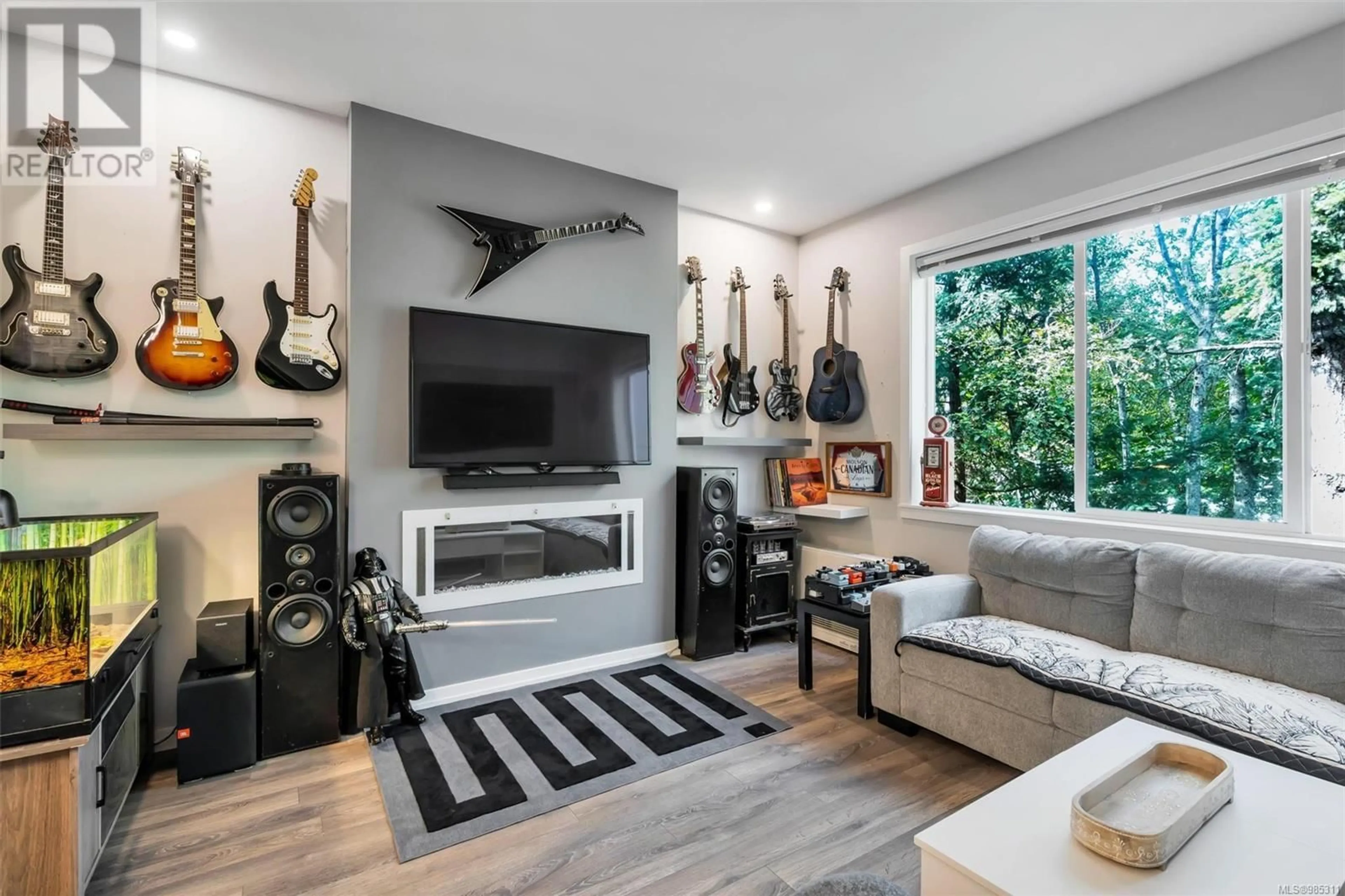 Home theater for 106 694 Hoylake Ave, Langford British Columbia V9B3P7