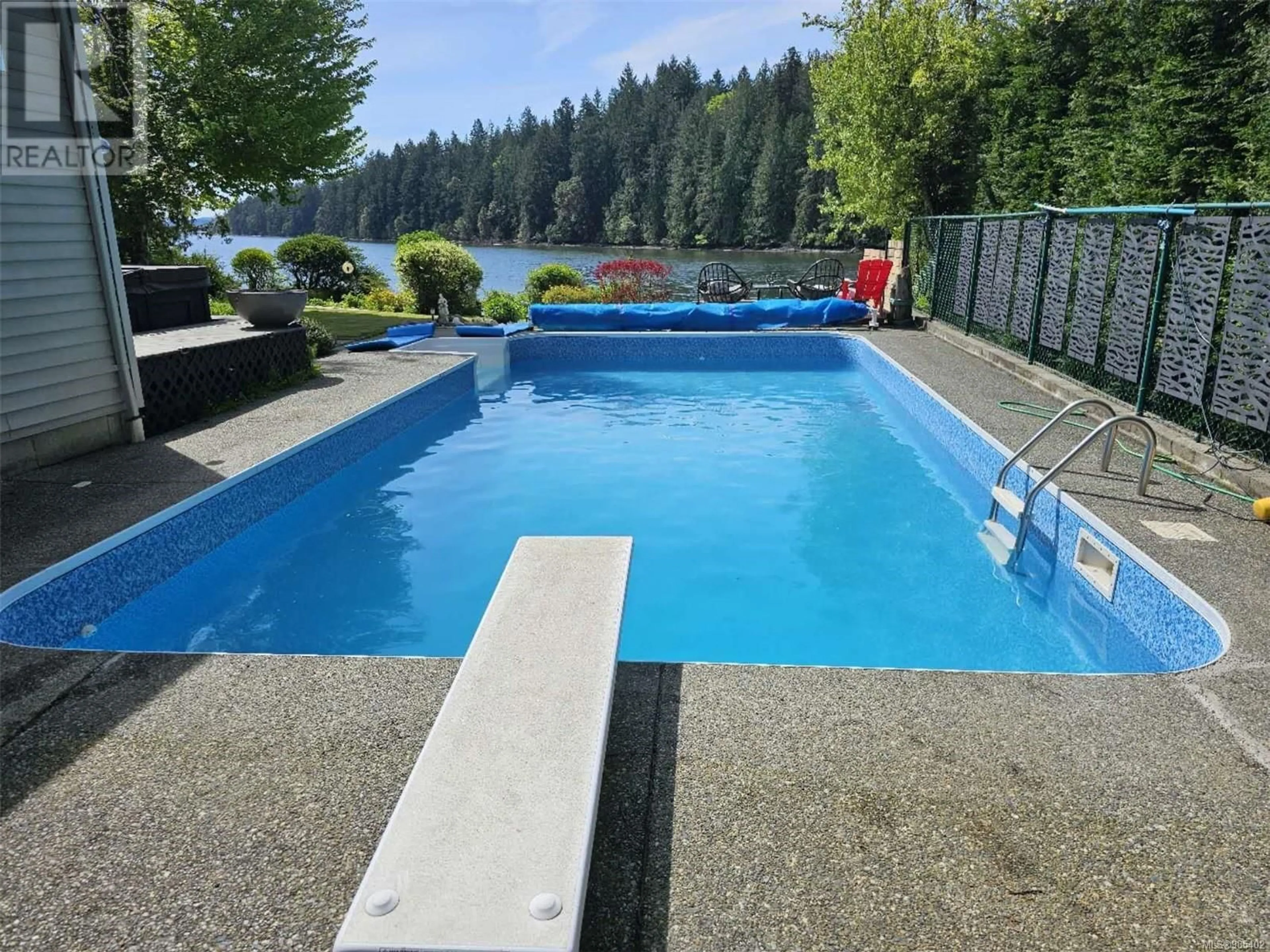 Pool for 4712 Shell Beach Rd, Ladysmith British Columbia V9G1L7