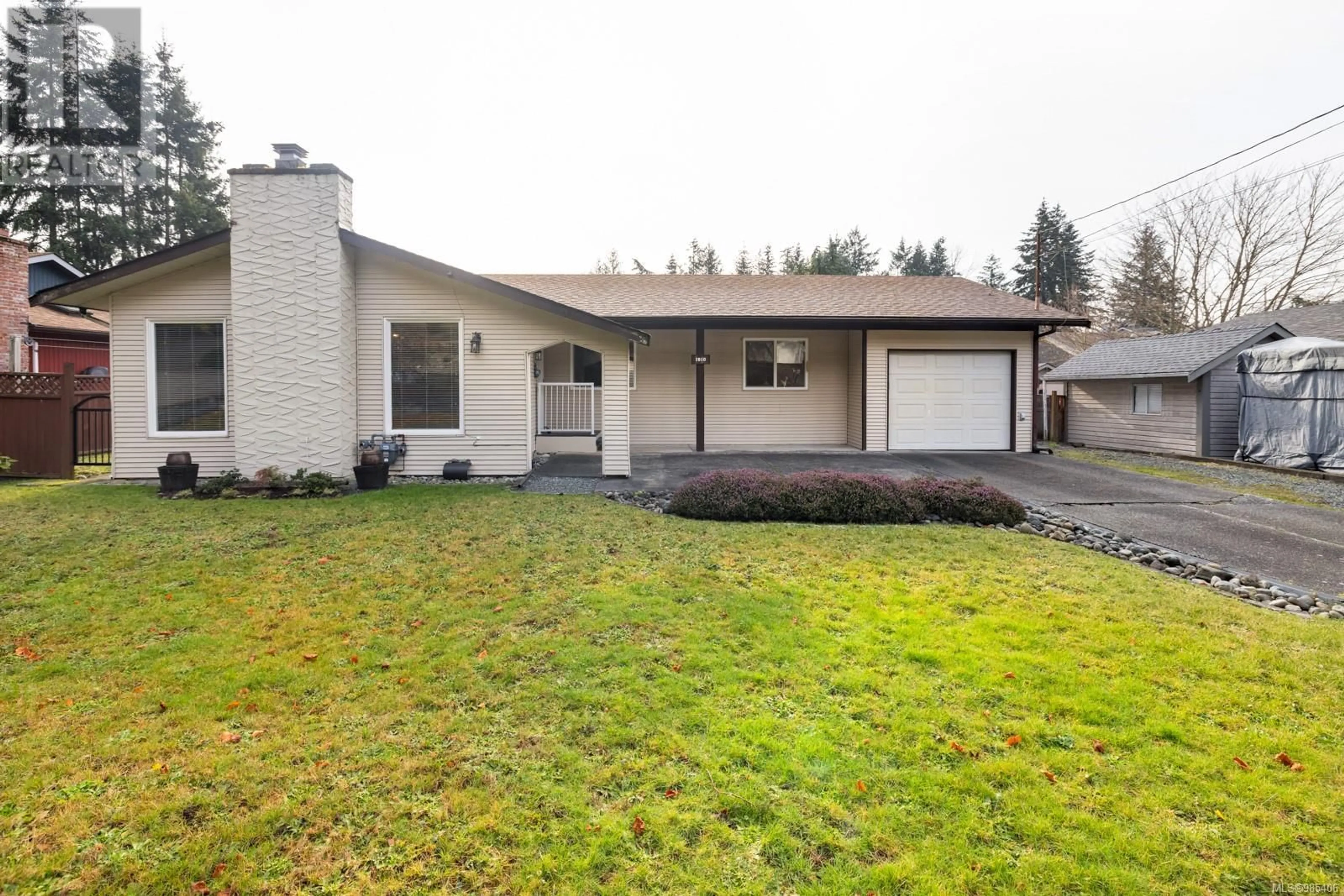 Home with vinyl exterior material, street for 1810 Deborah Dr, Duncan British Columbia V9L5B4